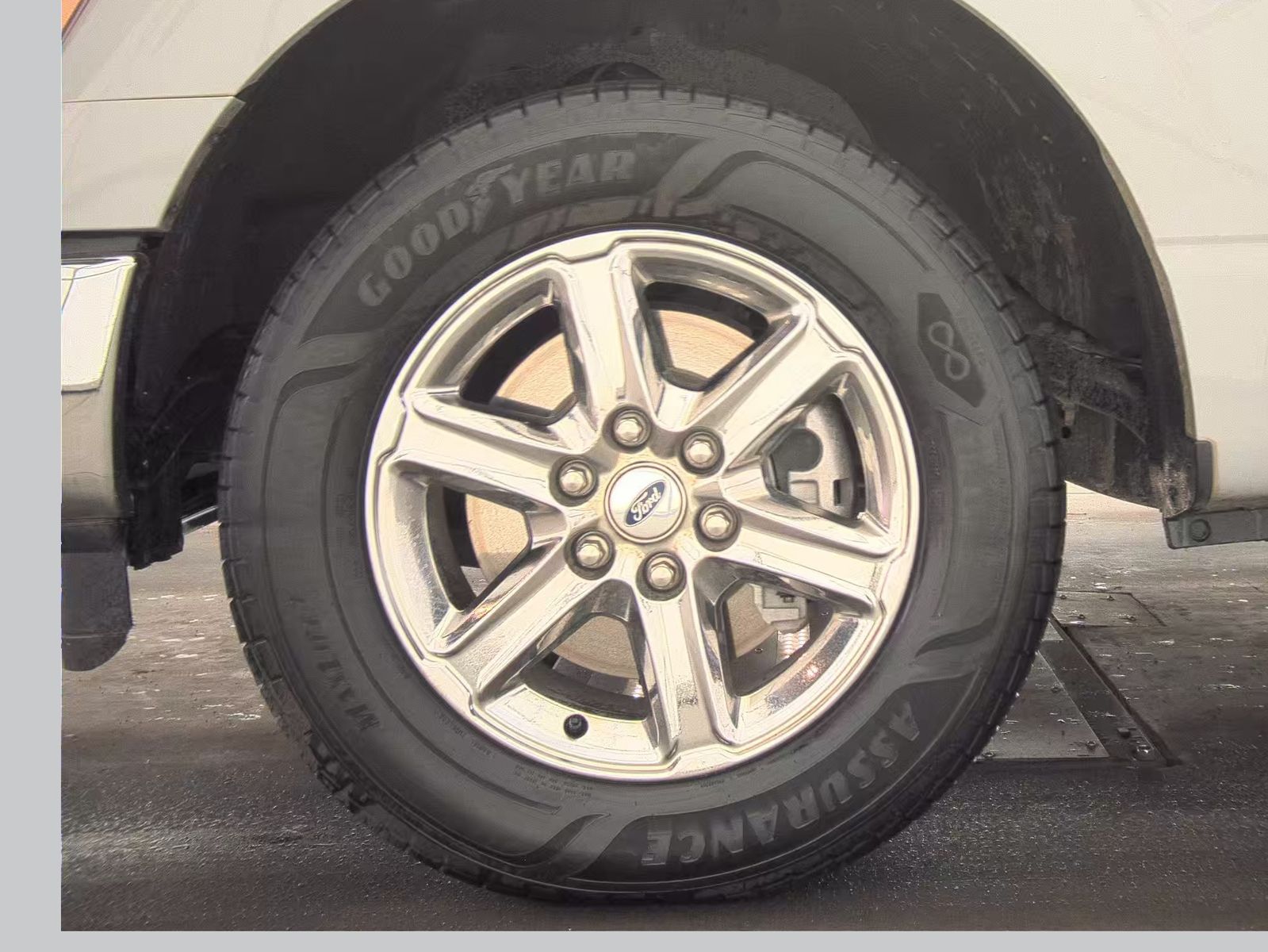 2024 Ford F-150 XLT RWD