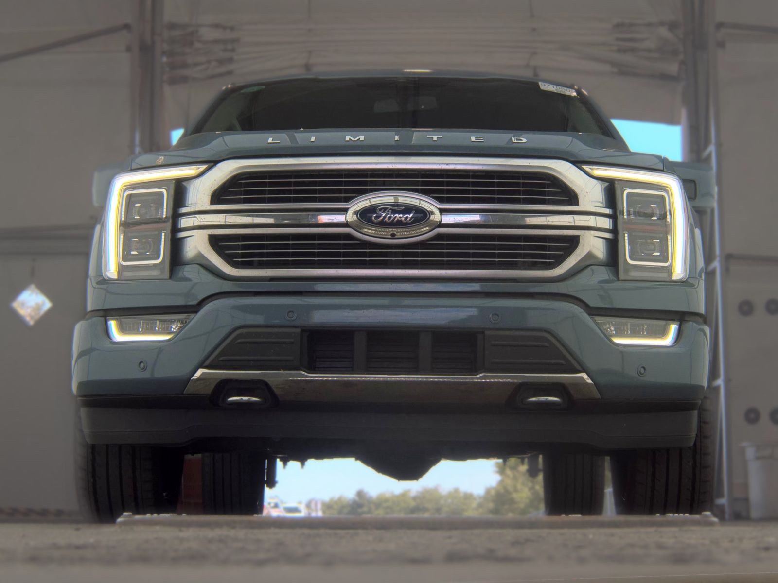 FORD F-150 - 4