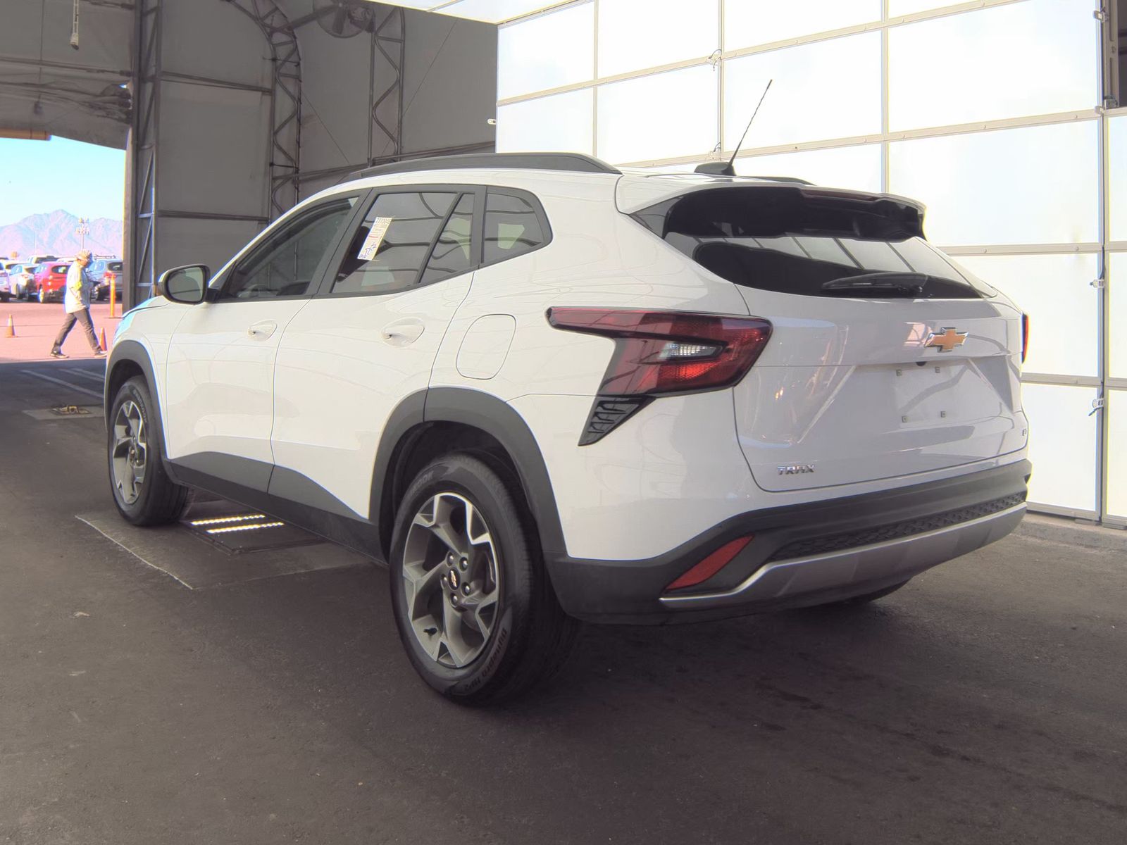 CHEVROLET TRAX - 9