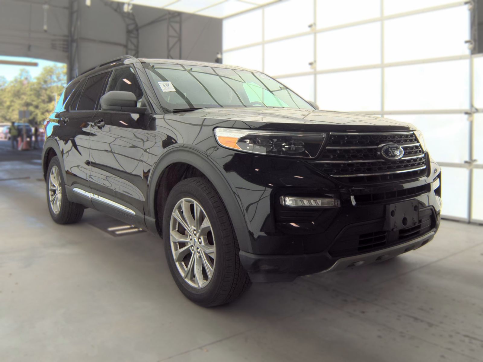 2023 Ford Explorer XLT AWD