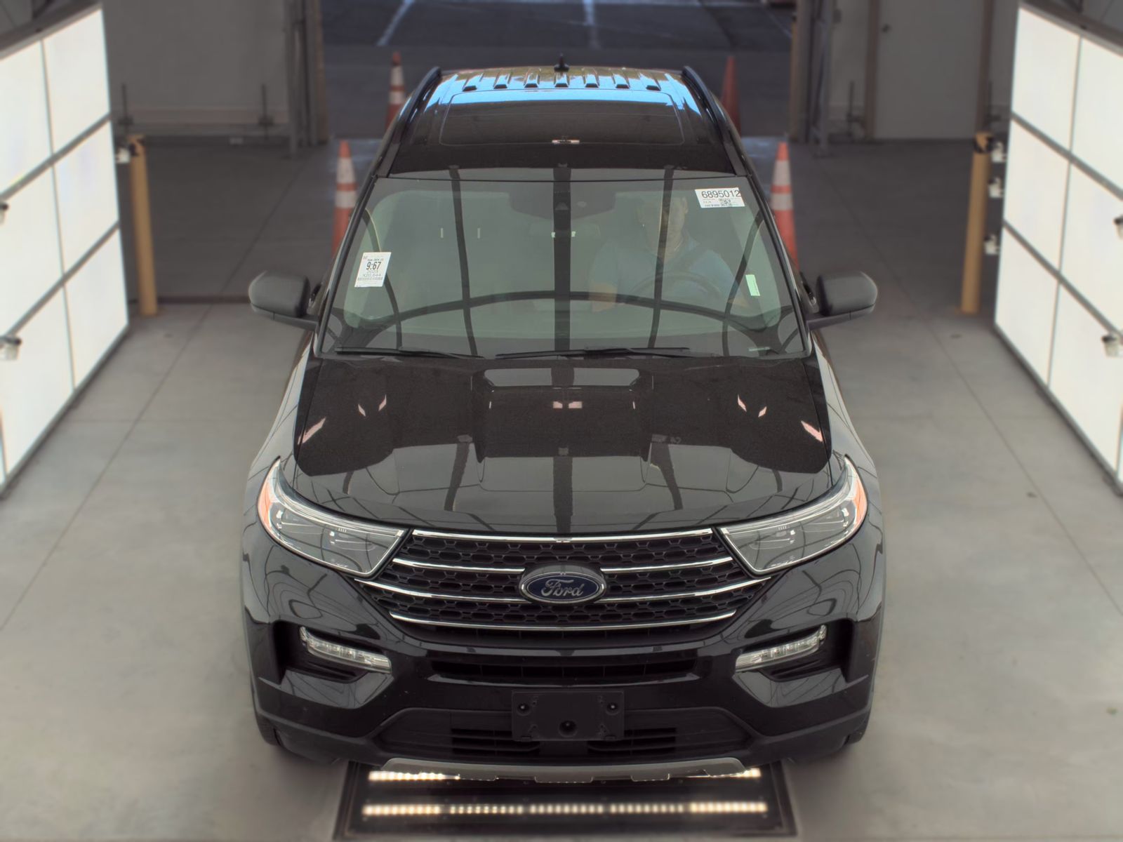 2023 Ford Explorer XLT AWD