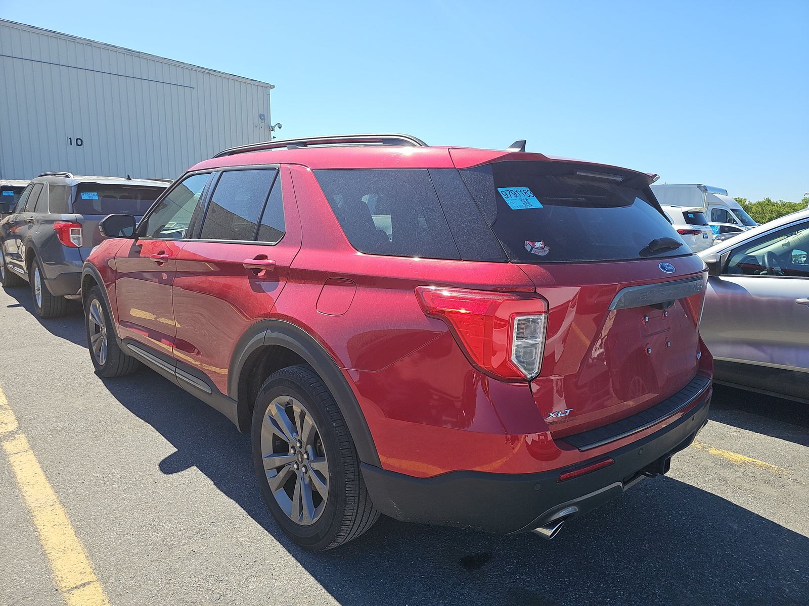 FORD EXPLORER - 7