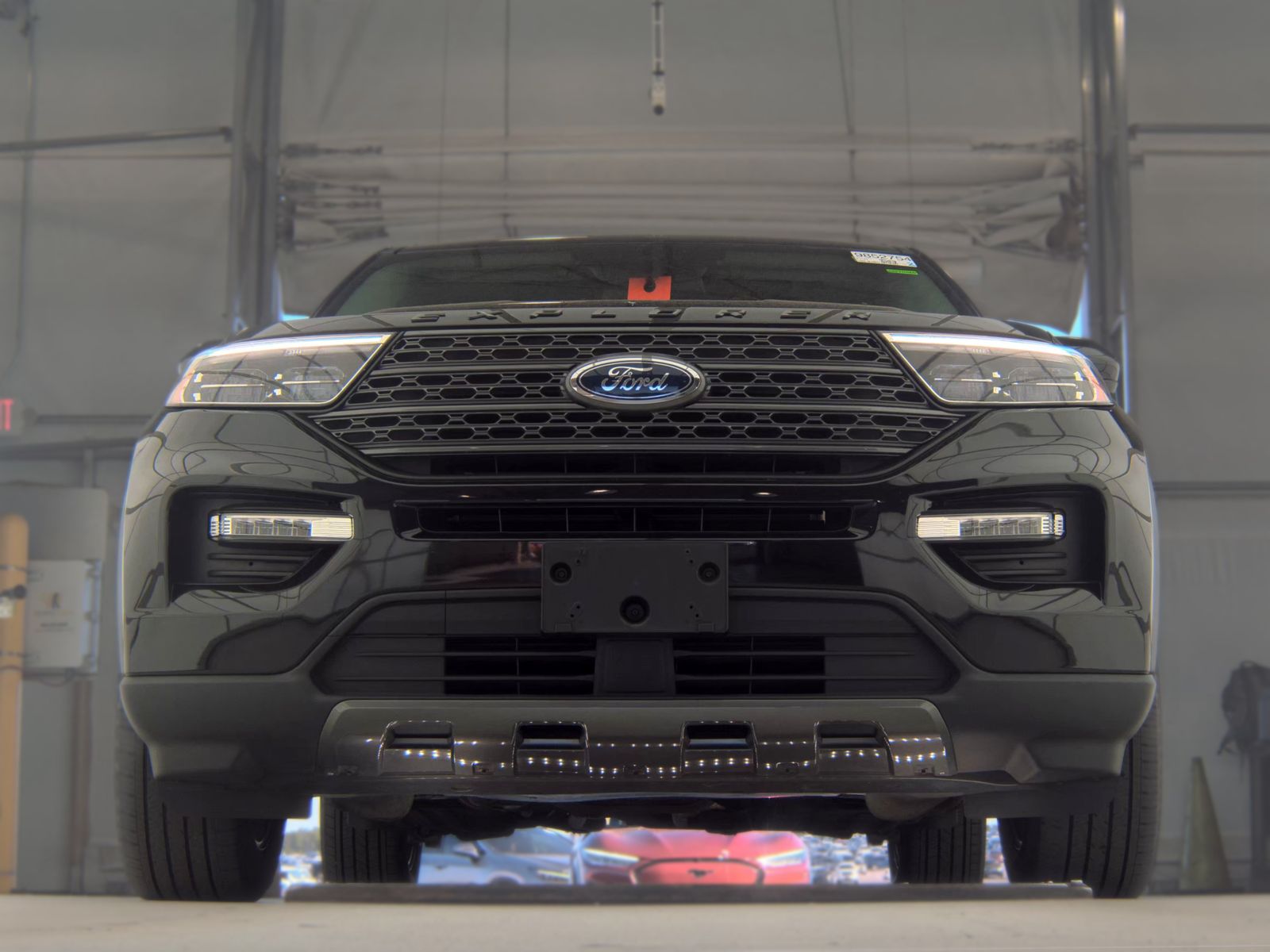FORD EXPLORER - 4