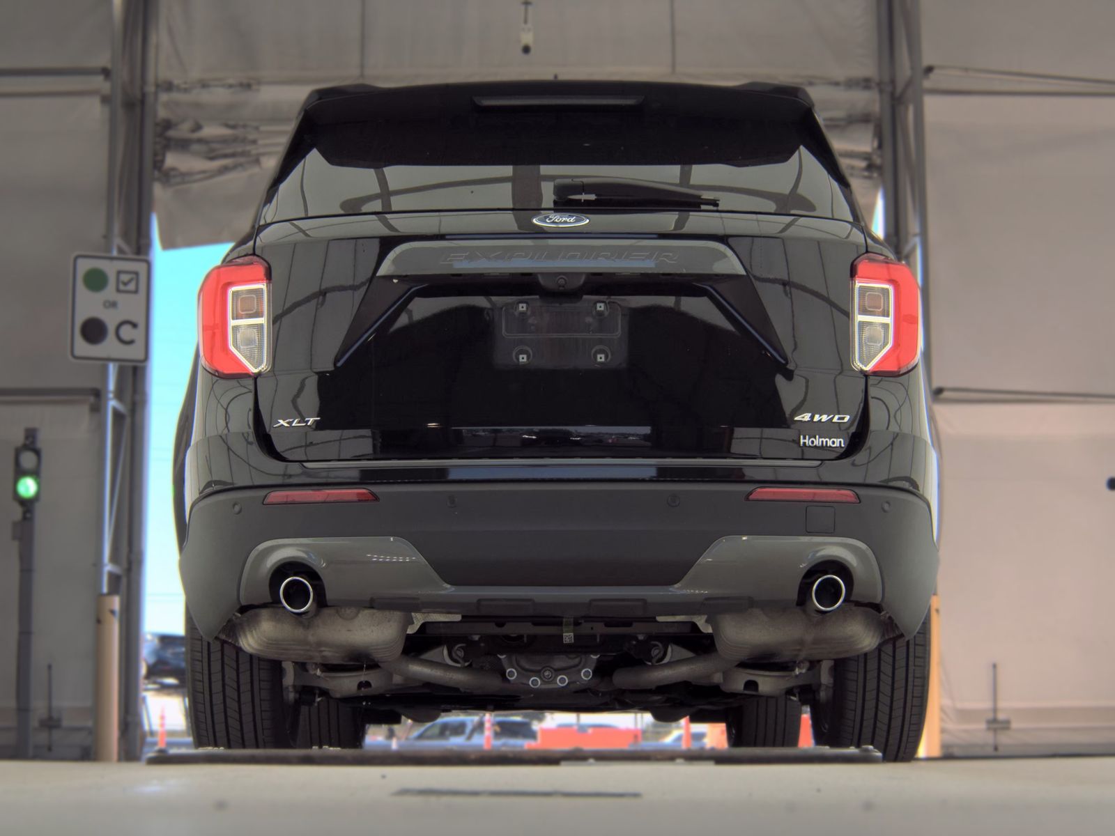 FORD EXPLORER - 8