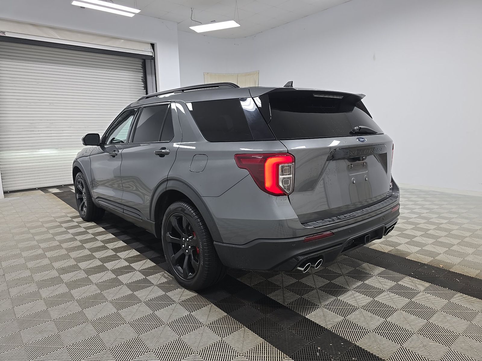 FORD EXPLORER - 7
