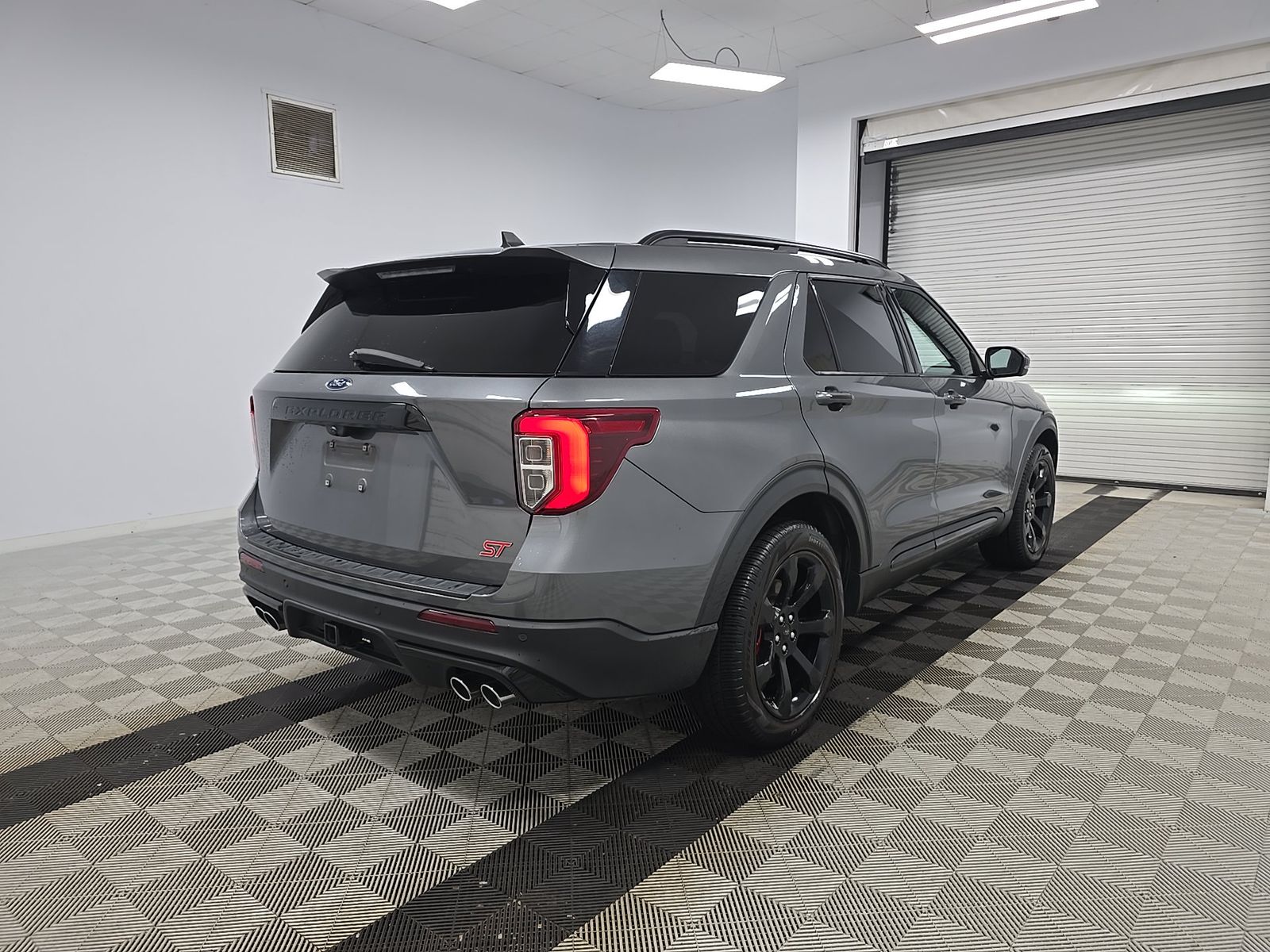 FORD EXPLORER - 5