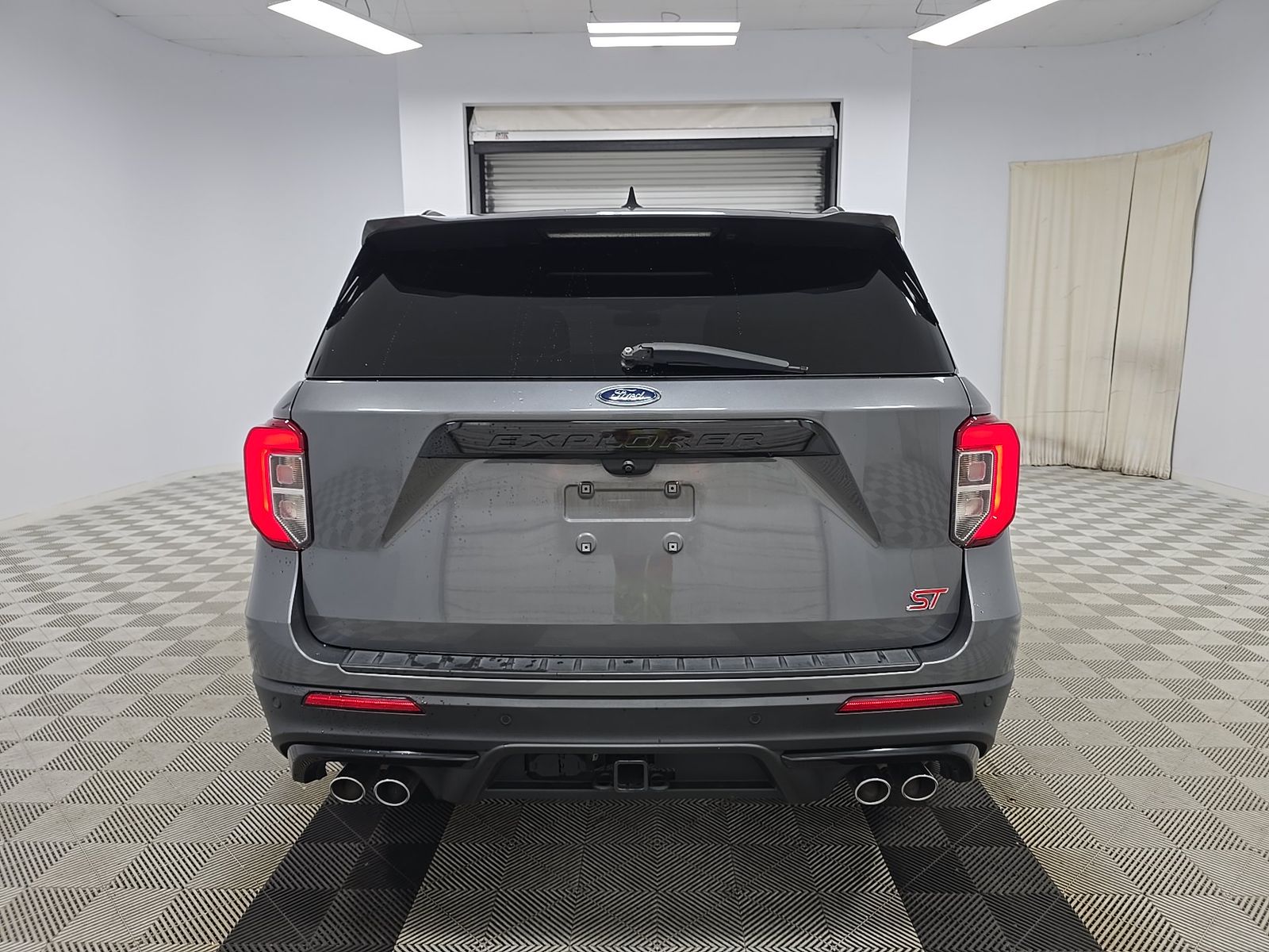 FORD EXPLORER - 6
