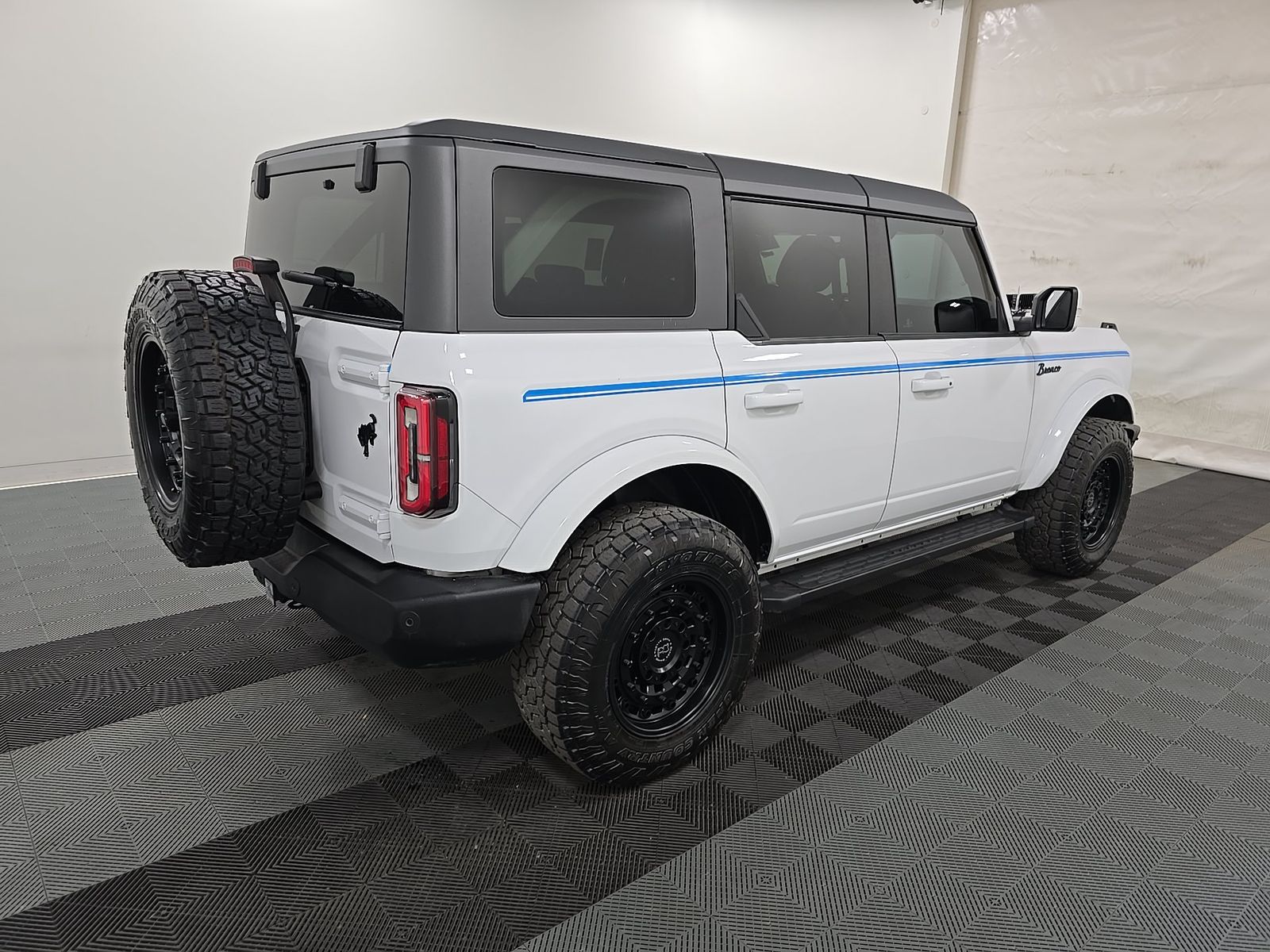 FORD BRONCO - 5