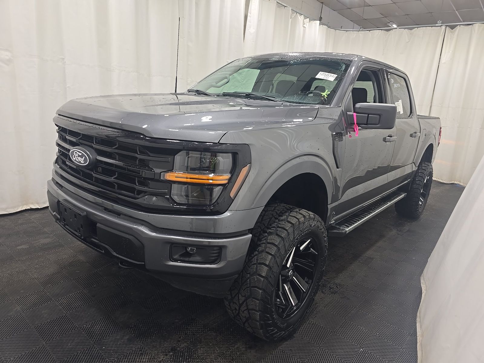 2025 Ford F-150 XLT AWD