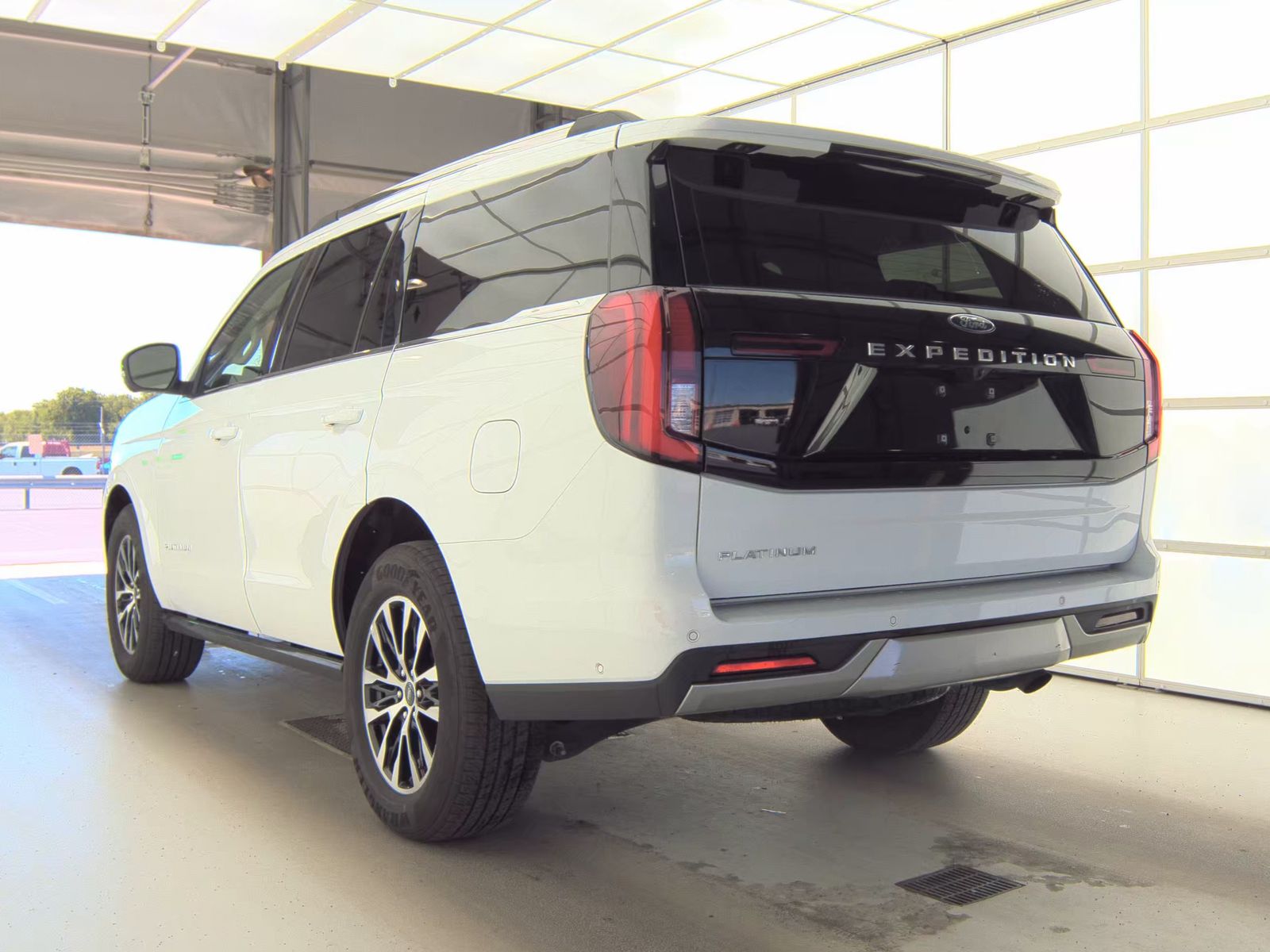 FORD EXPEDITION - 9