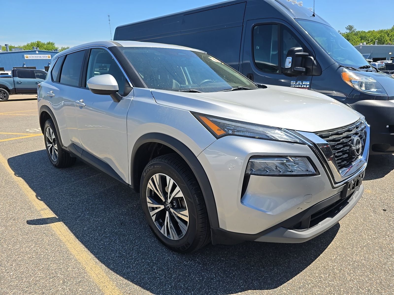 2023 Nissan Rogue SV AWD