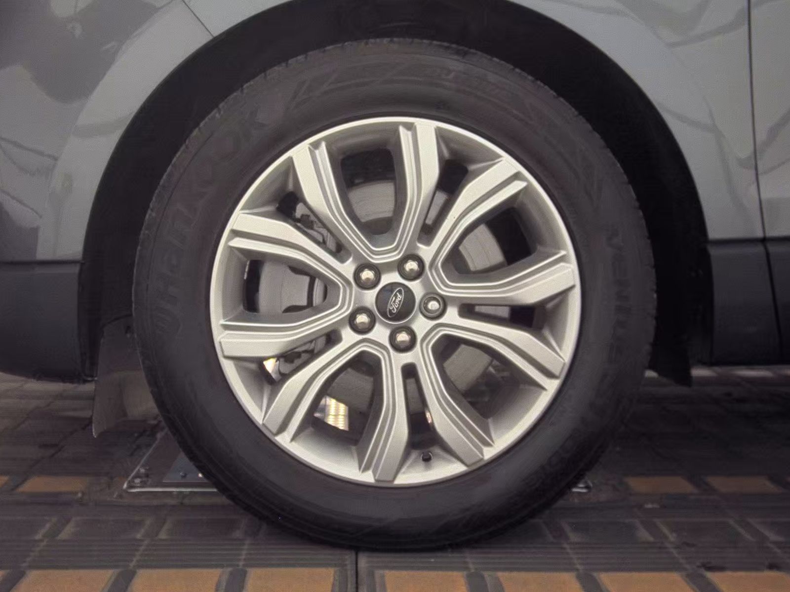 FORD EDGE - 10