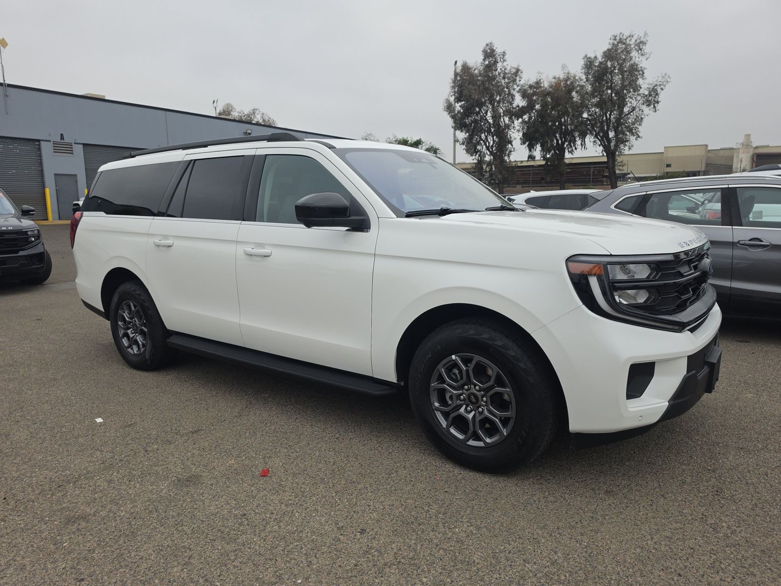 FORD EXPEDITION MAX - 4