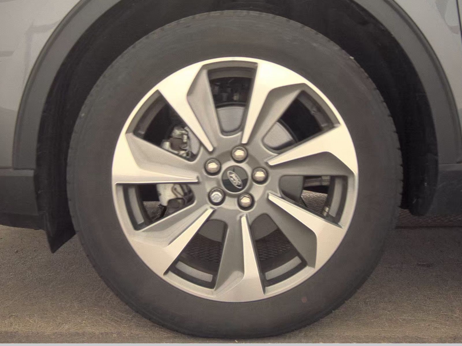 FORD ESCAPE - 10