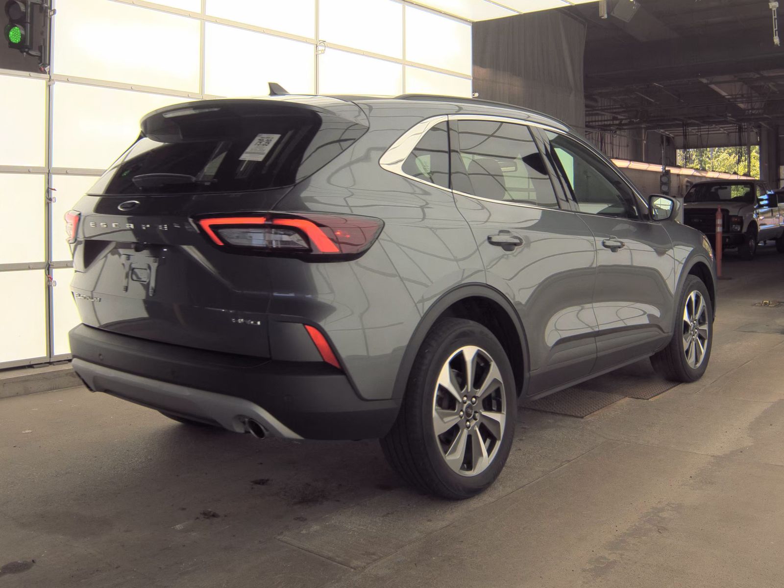 FORD ESCAPE - 6