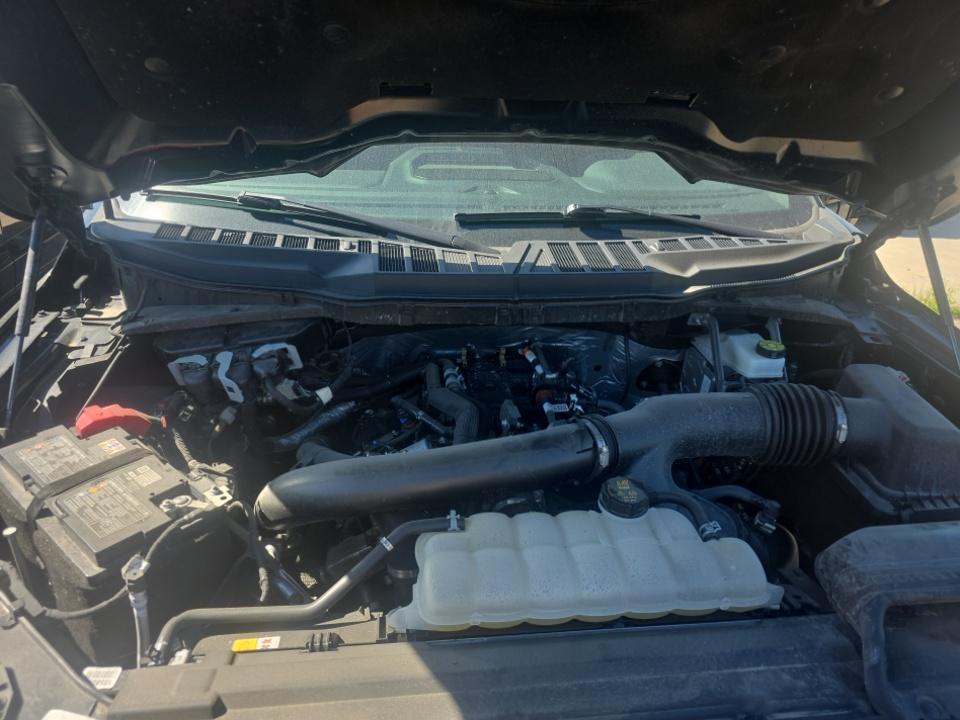 2025 Ford F-150 Lariat AWD