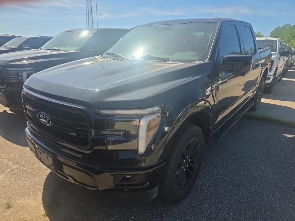 2025 Ford F-150 Lariat AWD