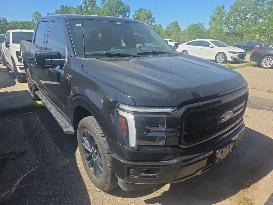 2025 Ford F-150 Lariat AWD