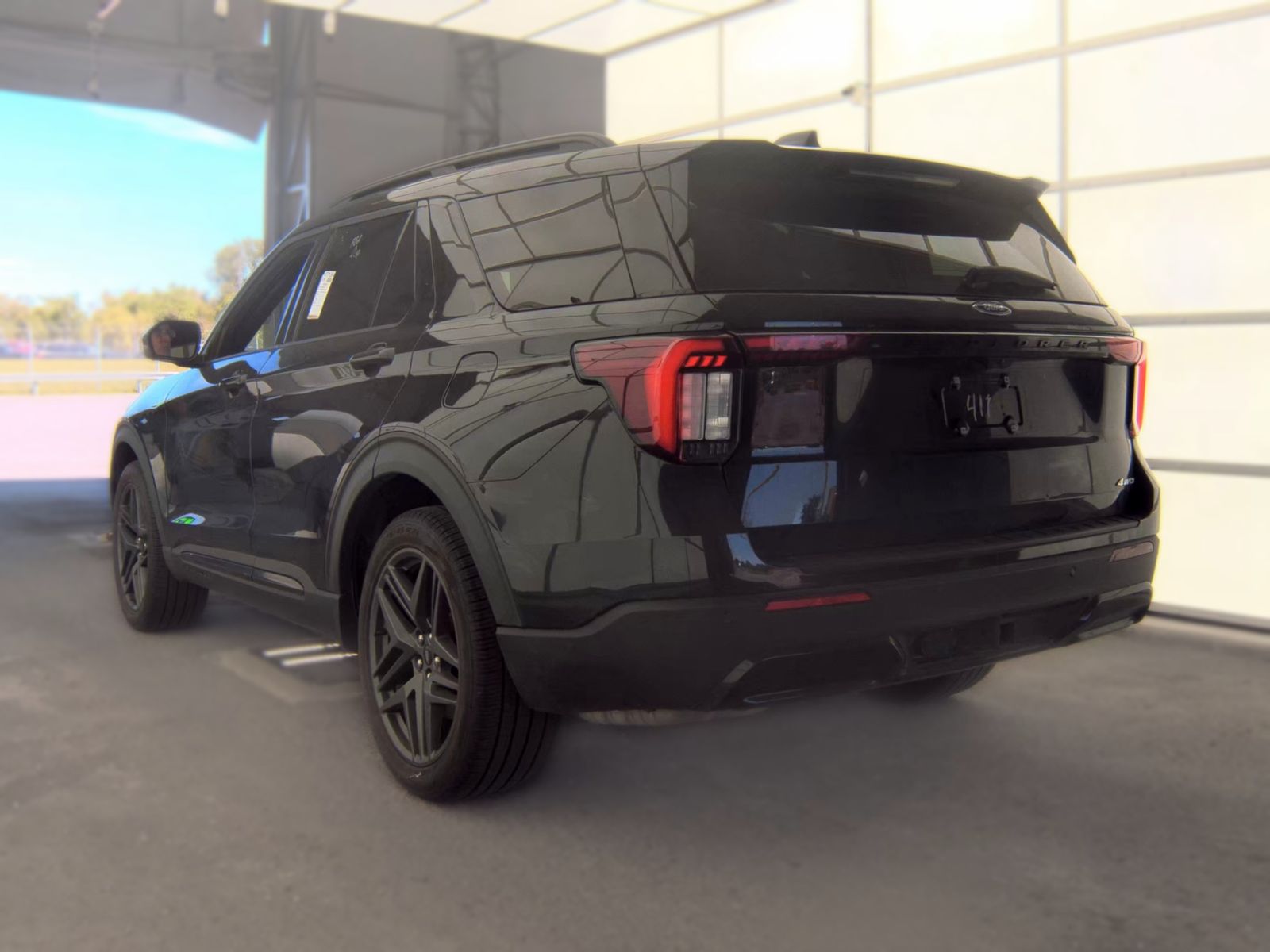 FORD EXPLORER - 9