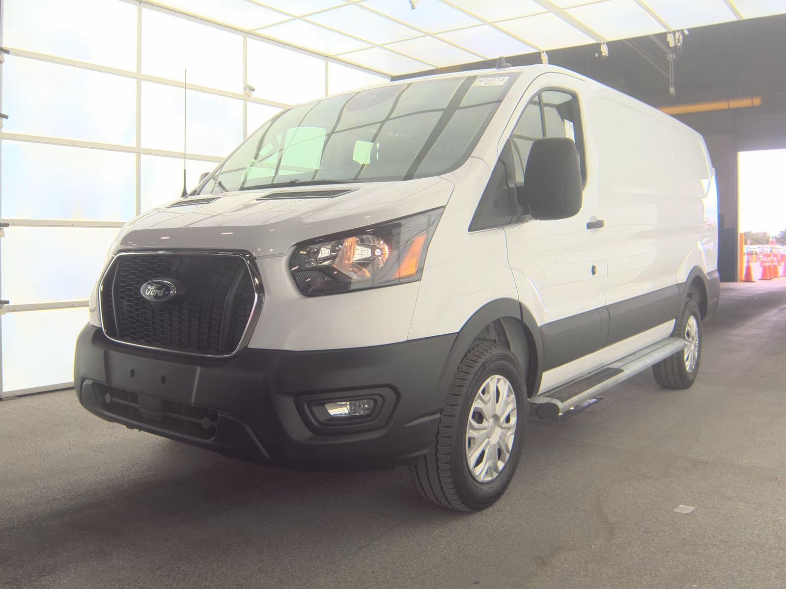 FORD TRANSIT 250 - 1