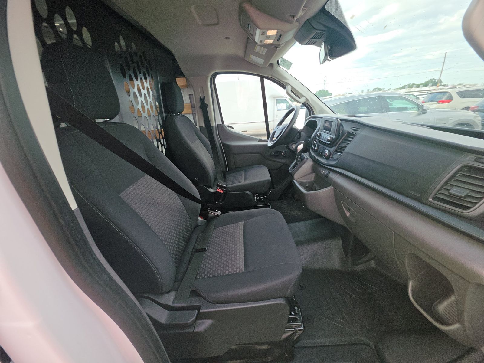FORD TRANSIT 250 - 9