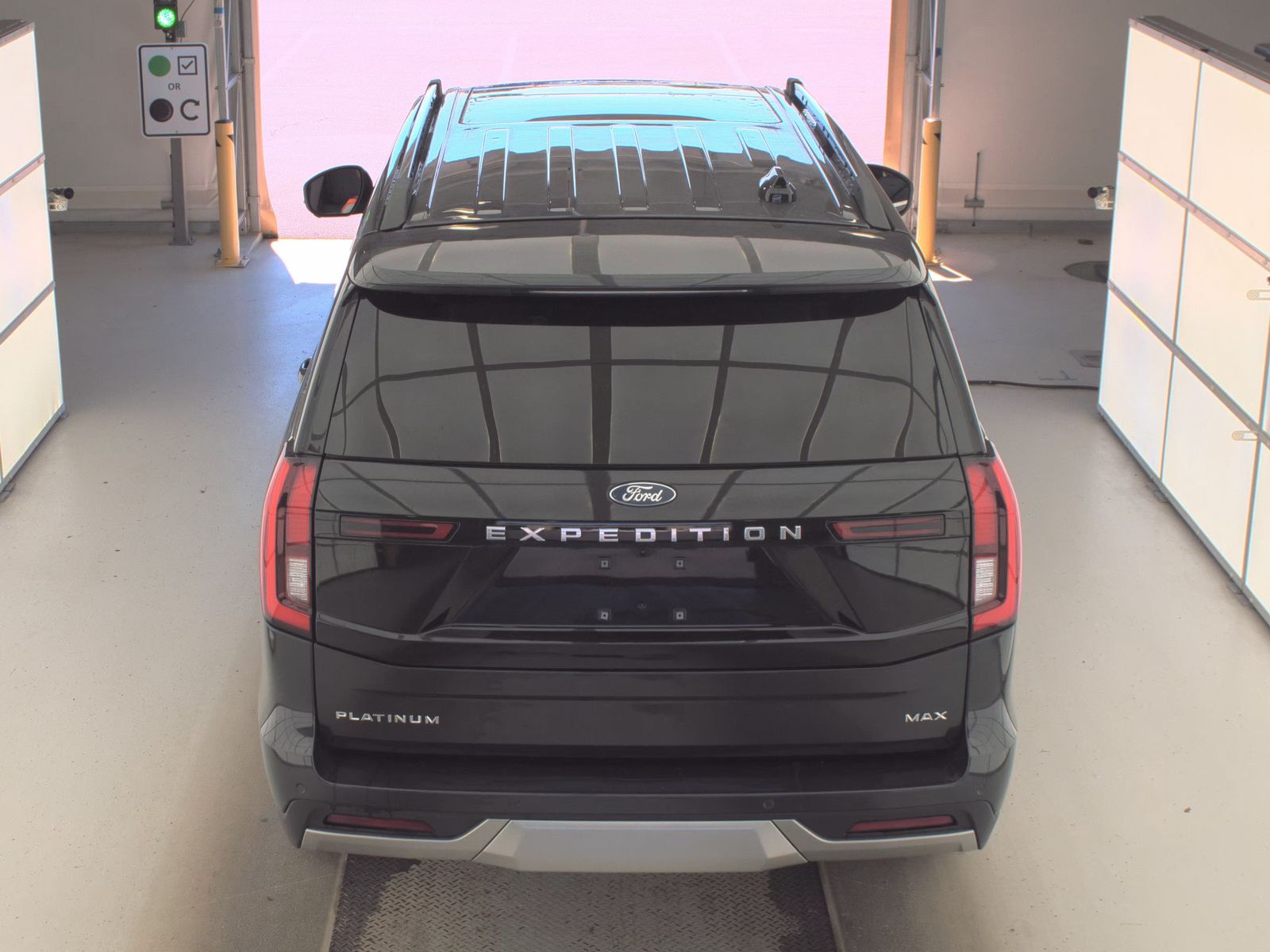 FORD EXPEDITION MAX - 7