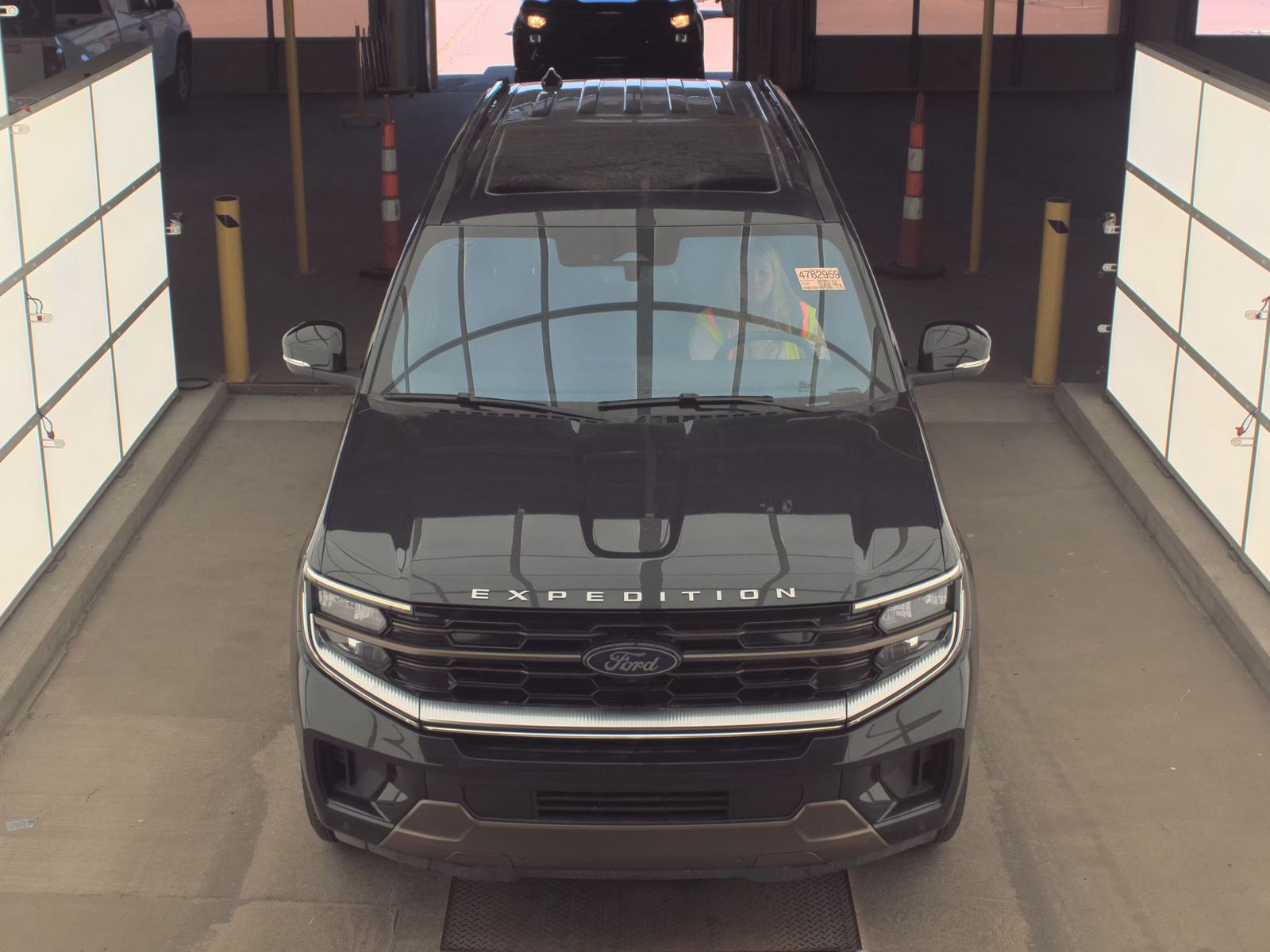 FORD EXPEDITION MAX - 3