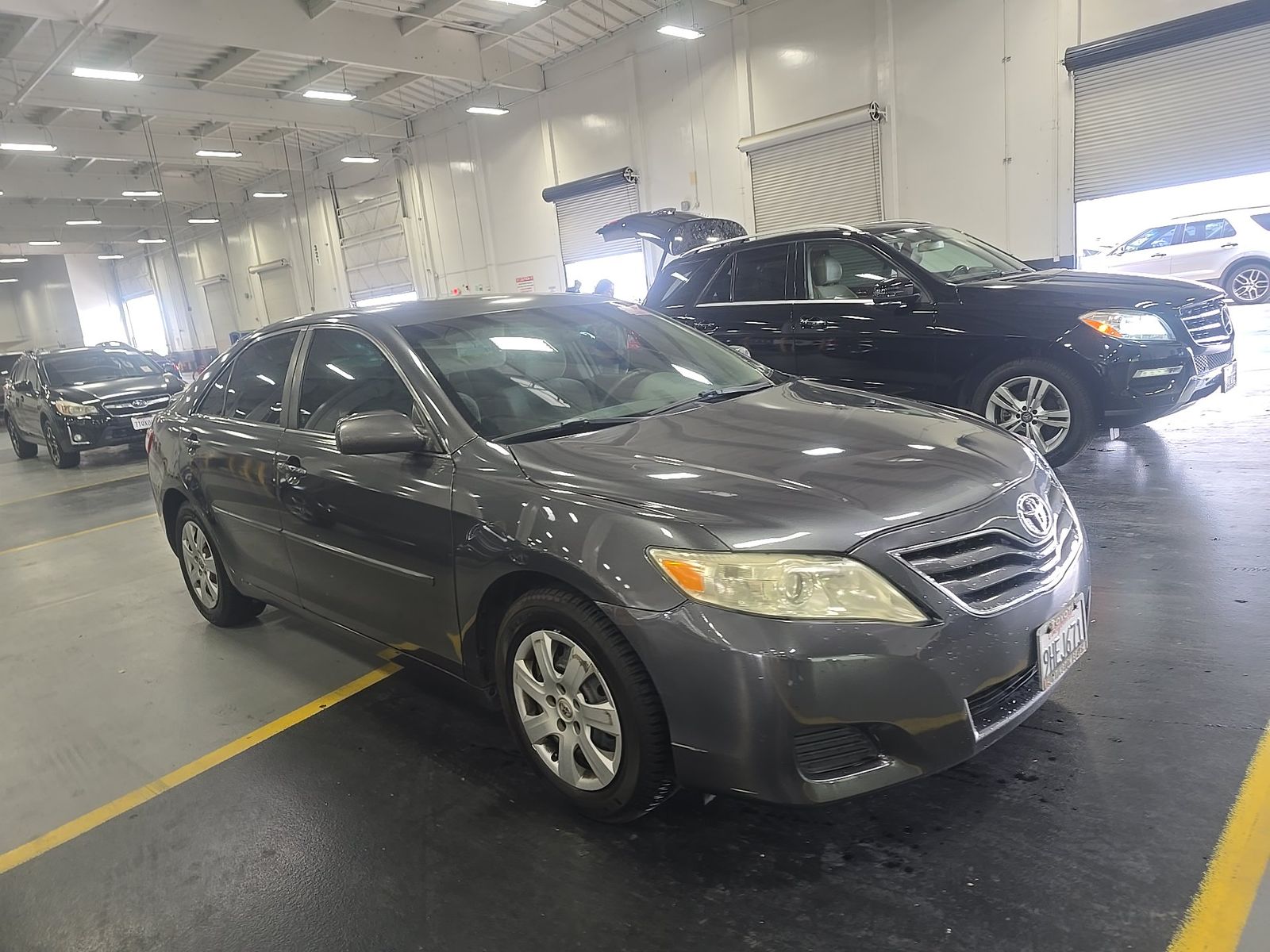 TOYOTA CAMRY - 4