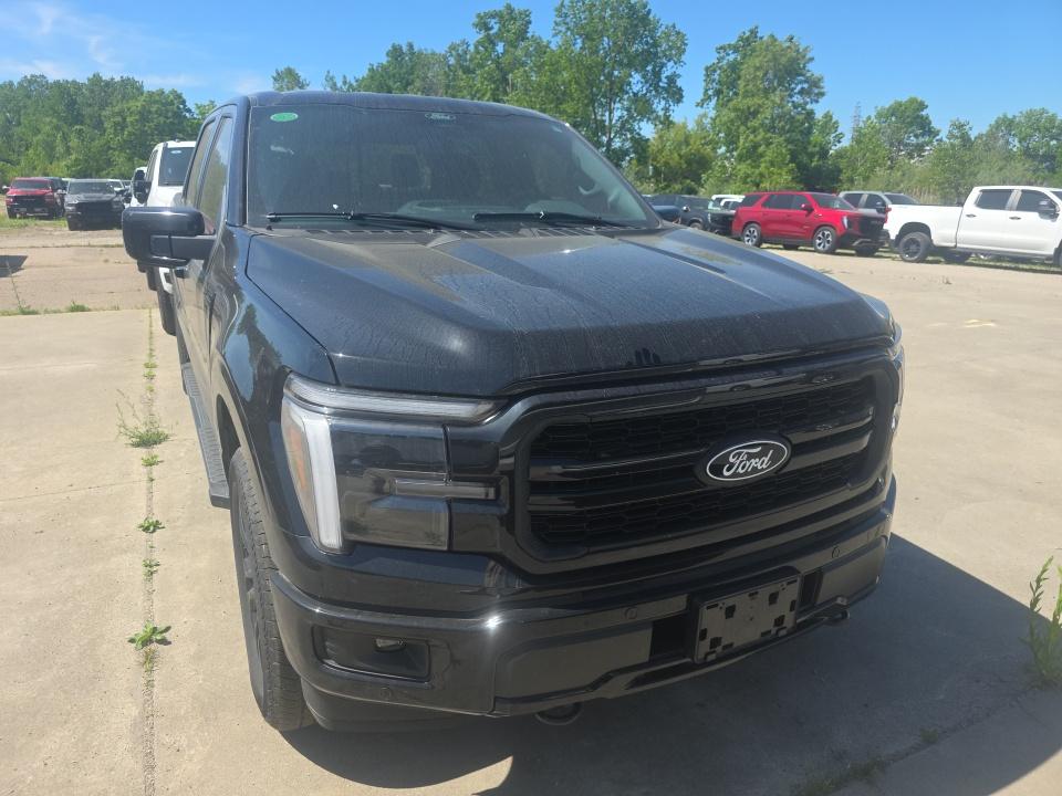 2025 Ford F-150 Lariat AWD
