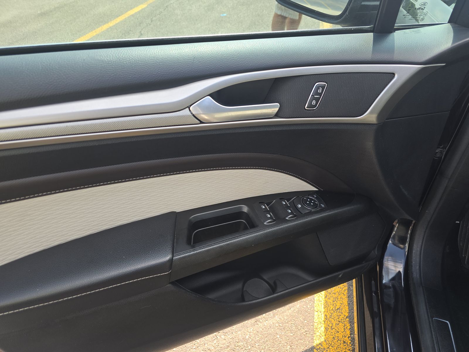 FORD FUSION - 10