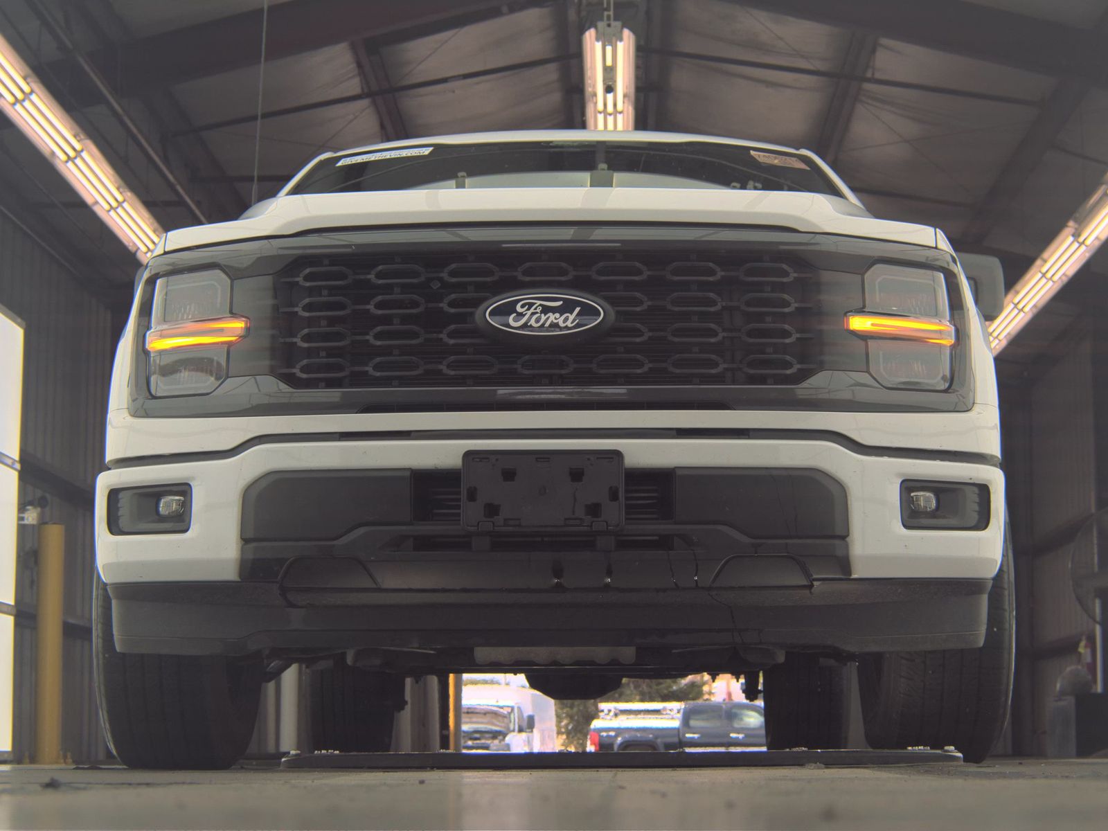 FORD F-150 - 4