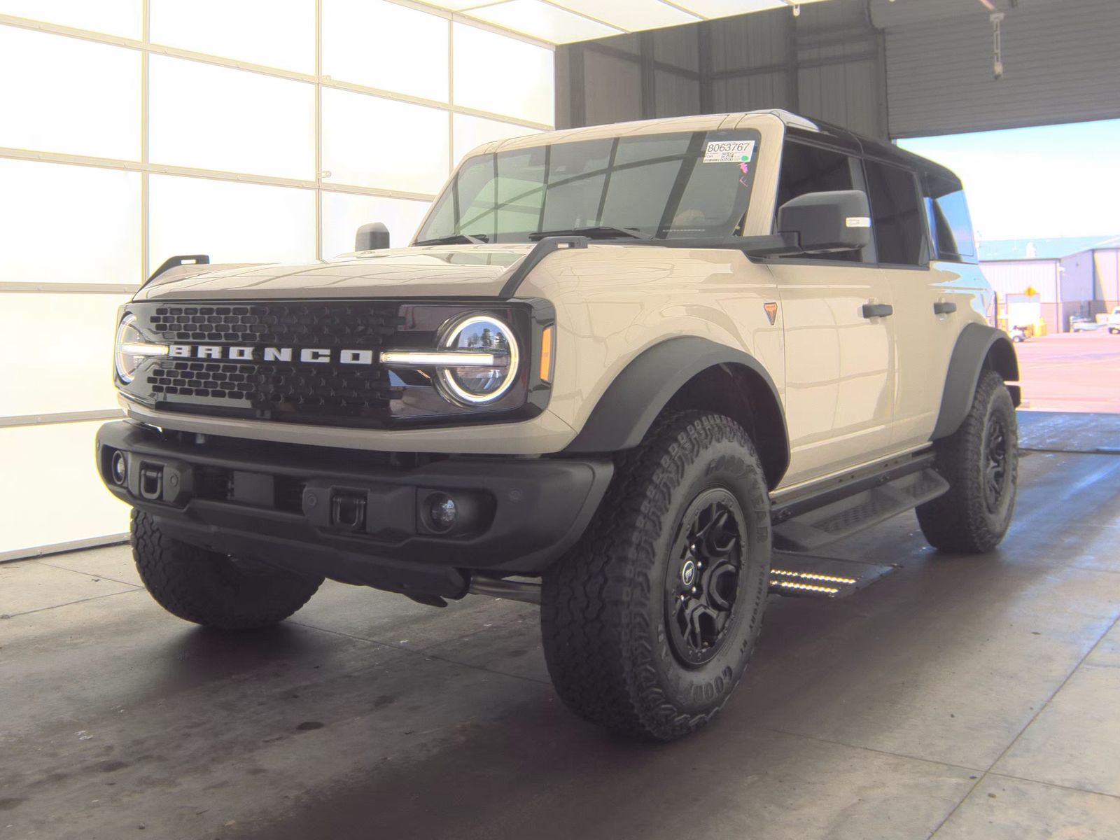 FORD BRONCO - 1