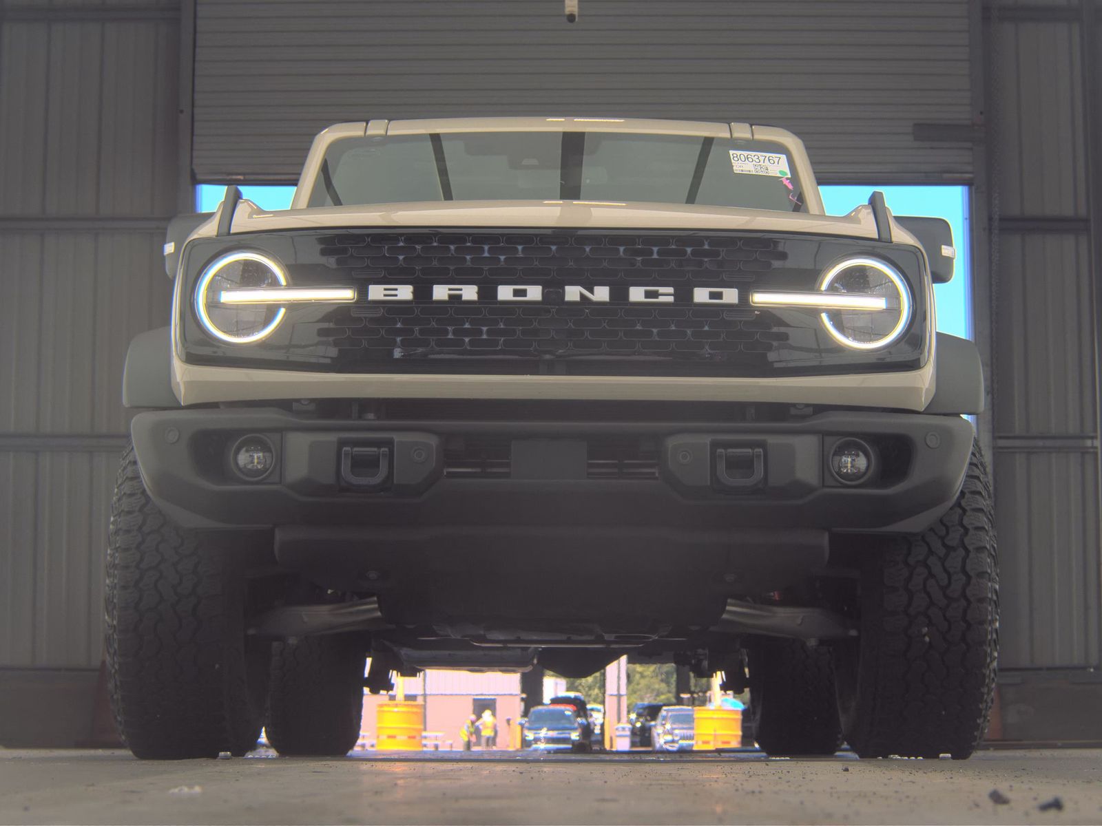 FORD BRONCO - 4