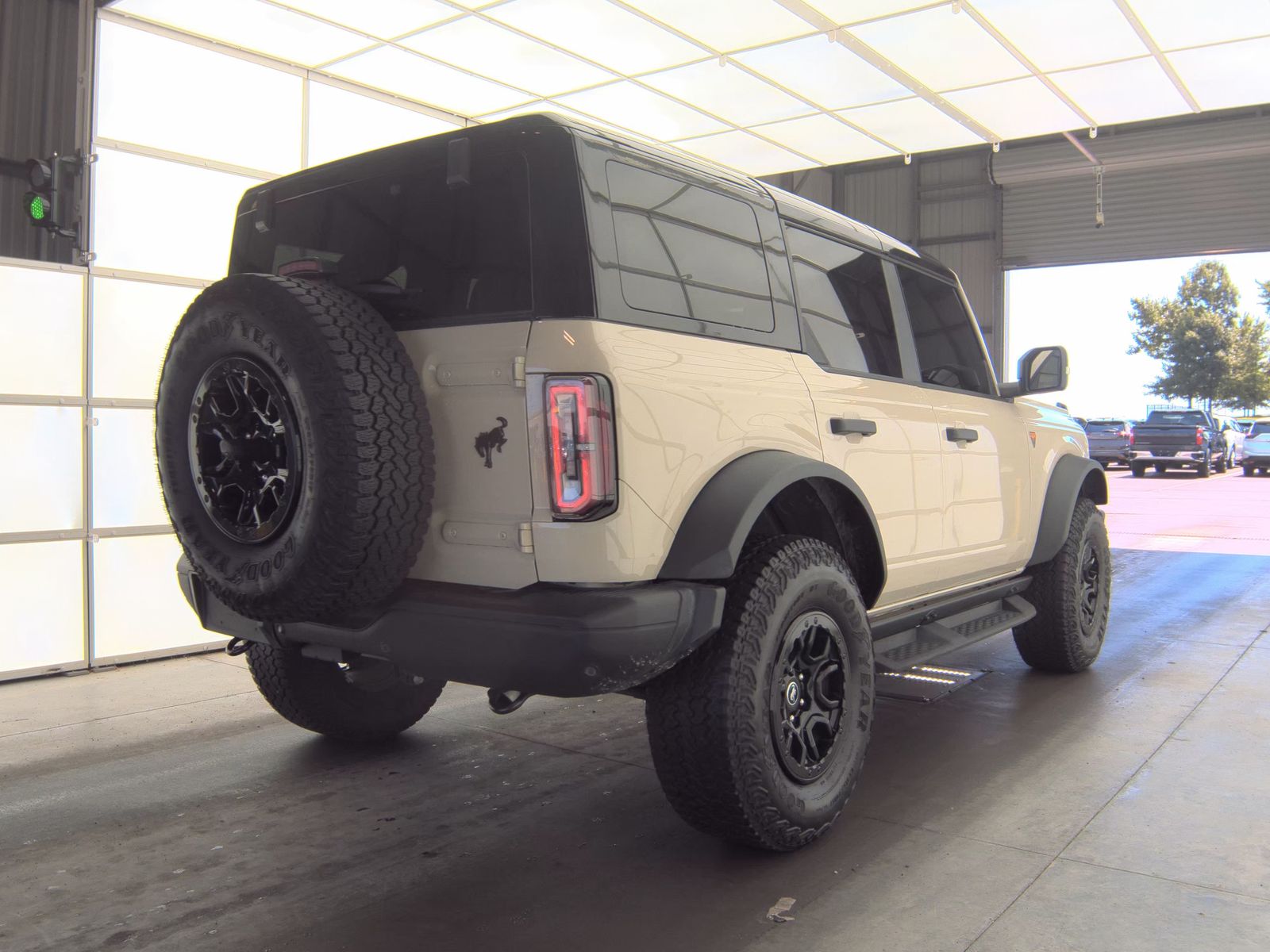 FORD BRONCO - 6