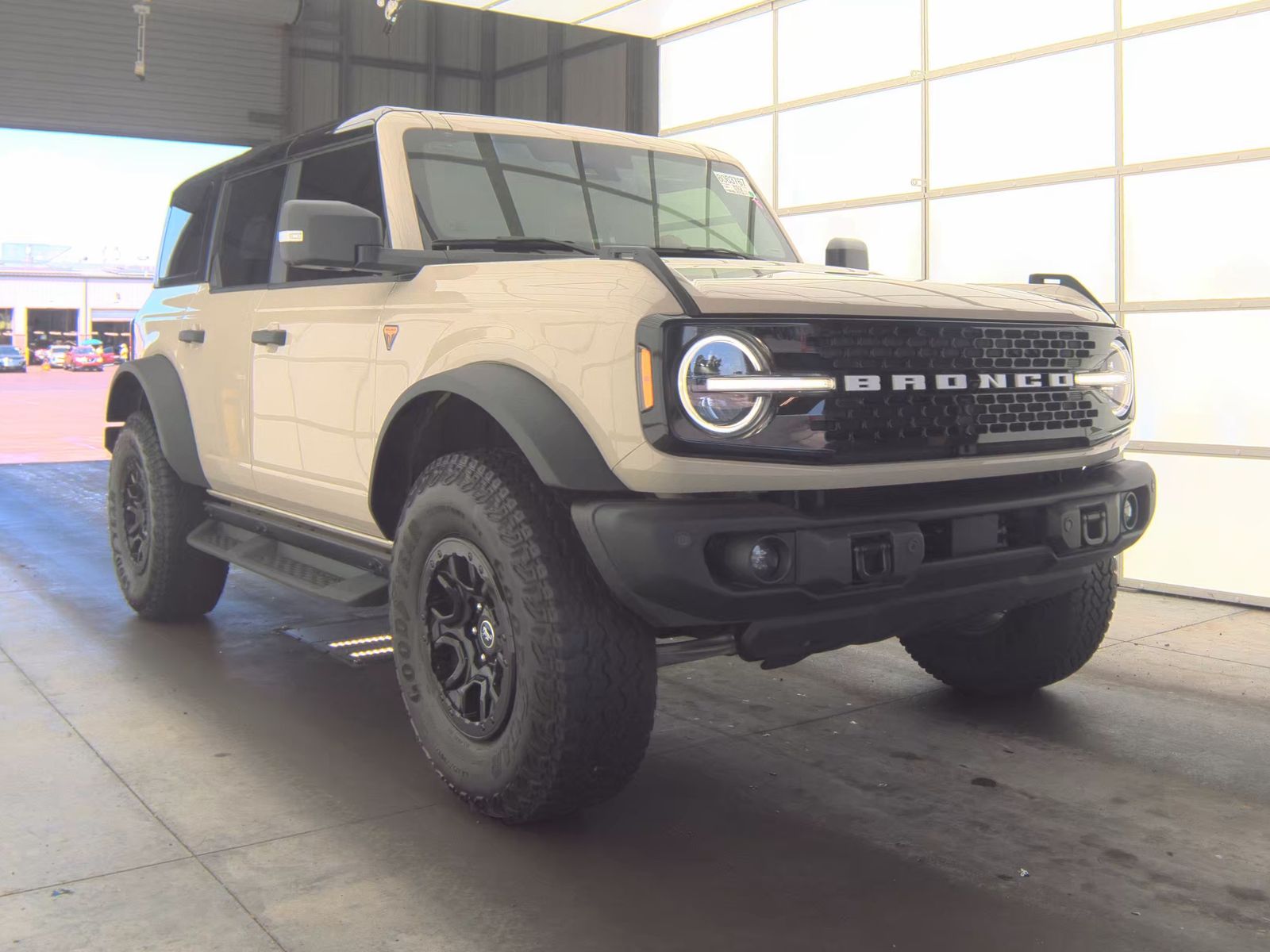 FORD BRONCO - 5