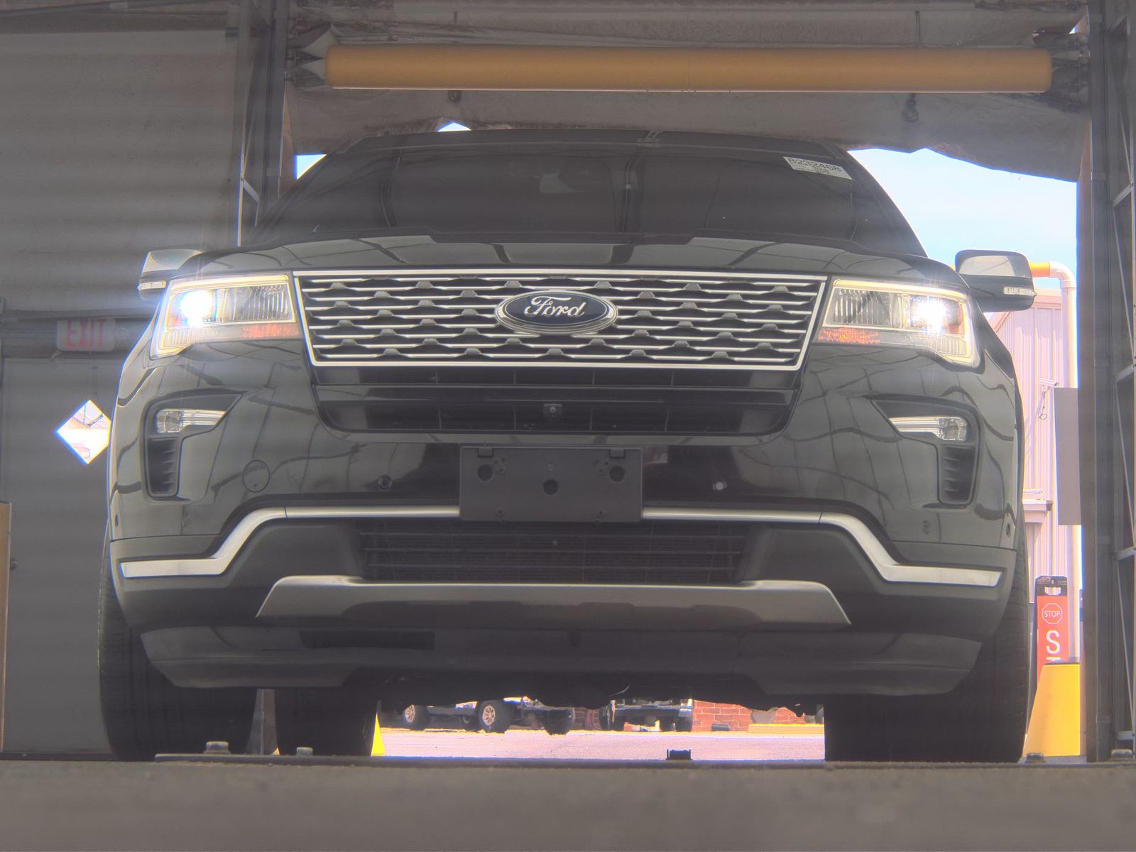 FORD EXPLORER - 4