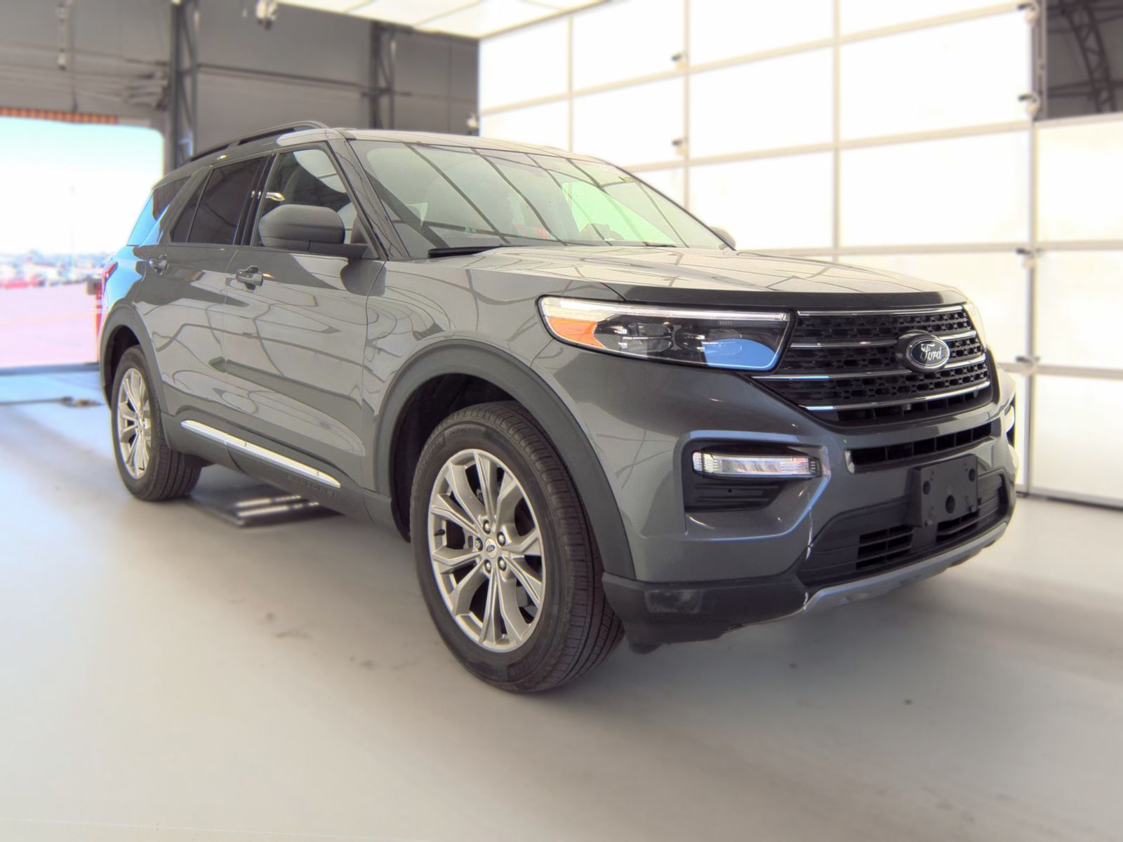 FORD EXPLORER - 5