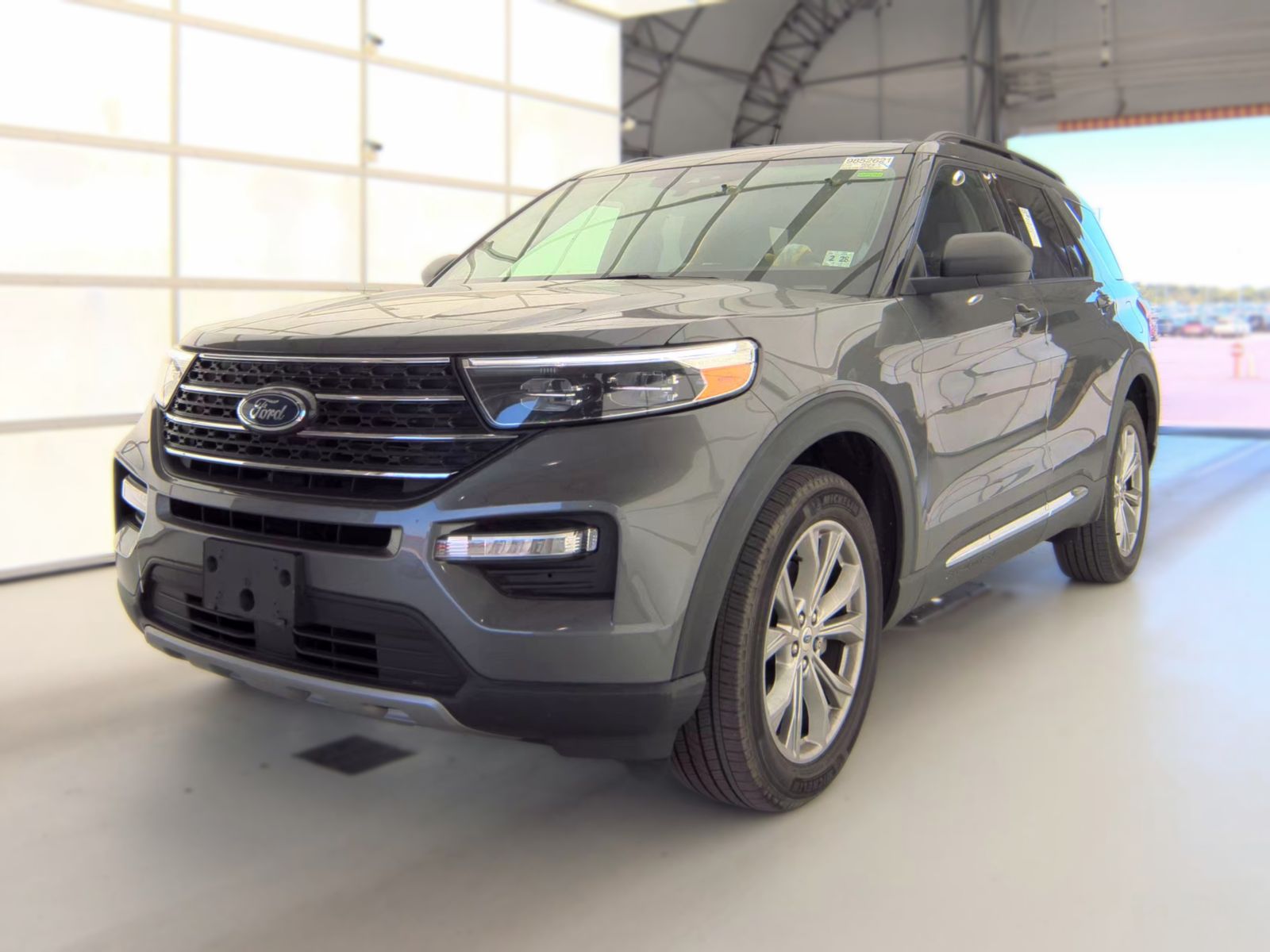FORD EXPLORER - 1