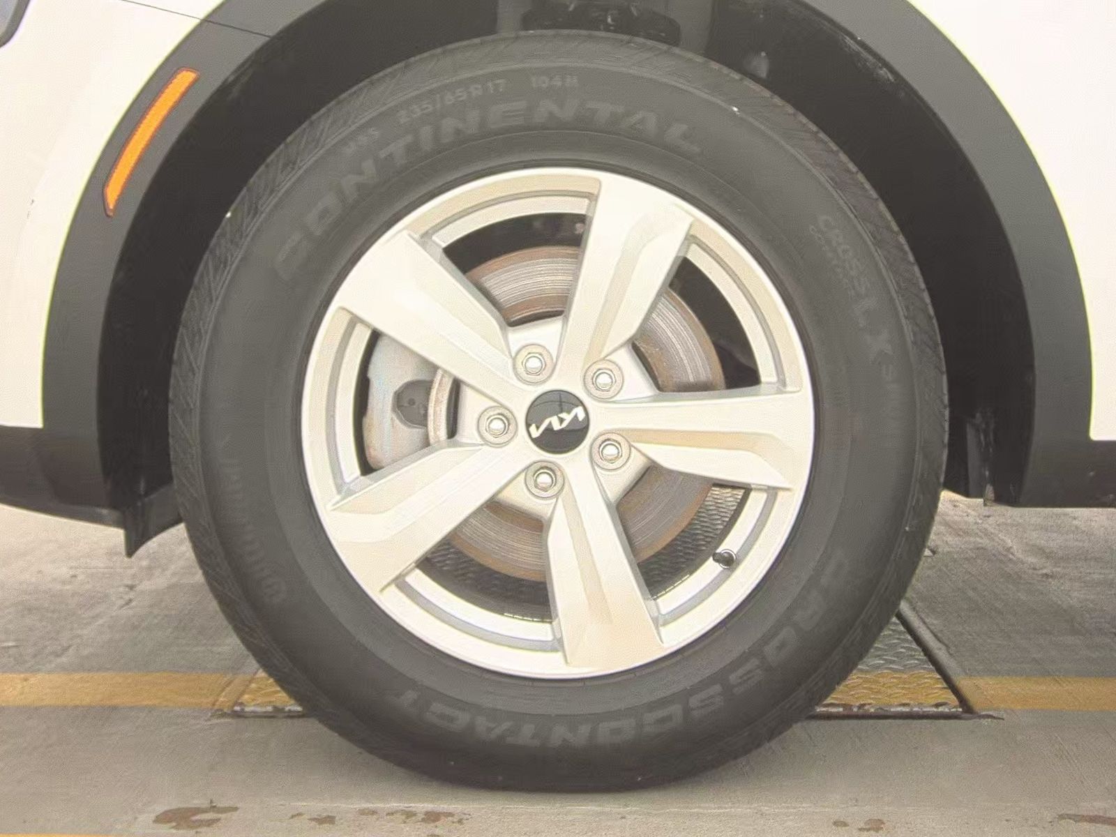 2025 Kia Sorento LX FWD