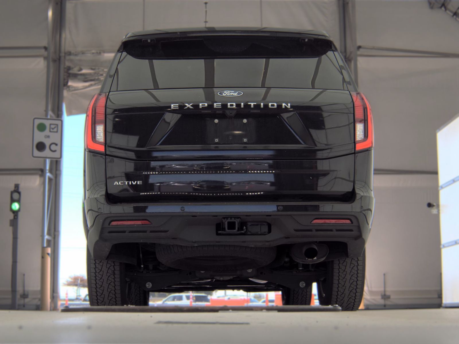 FORD EXPEDITION - 8