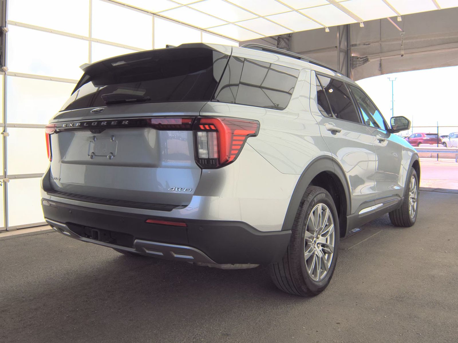 FORD EXPLORER - 6