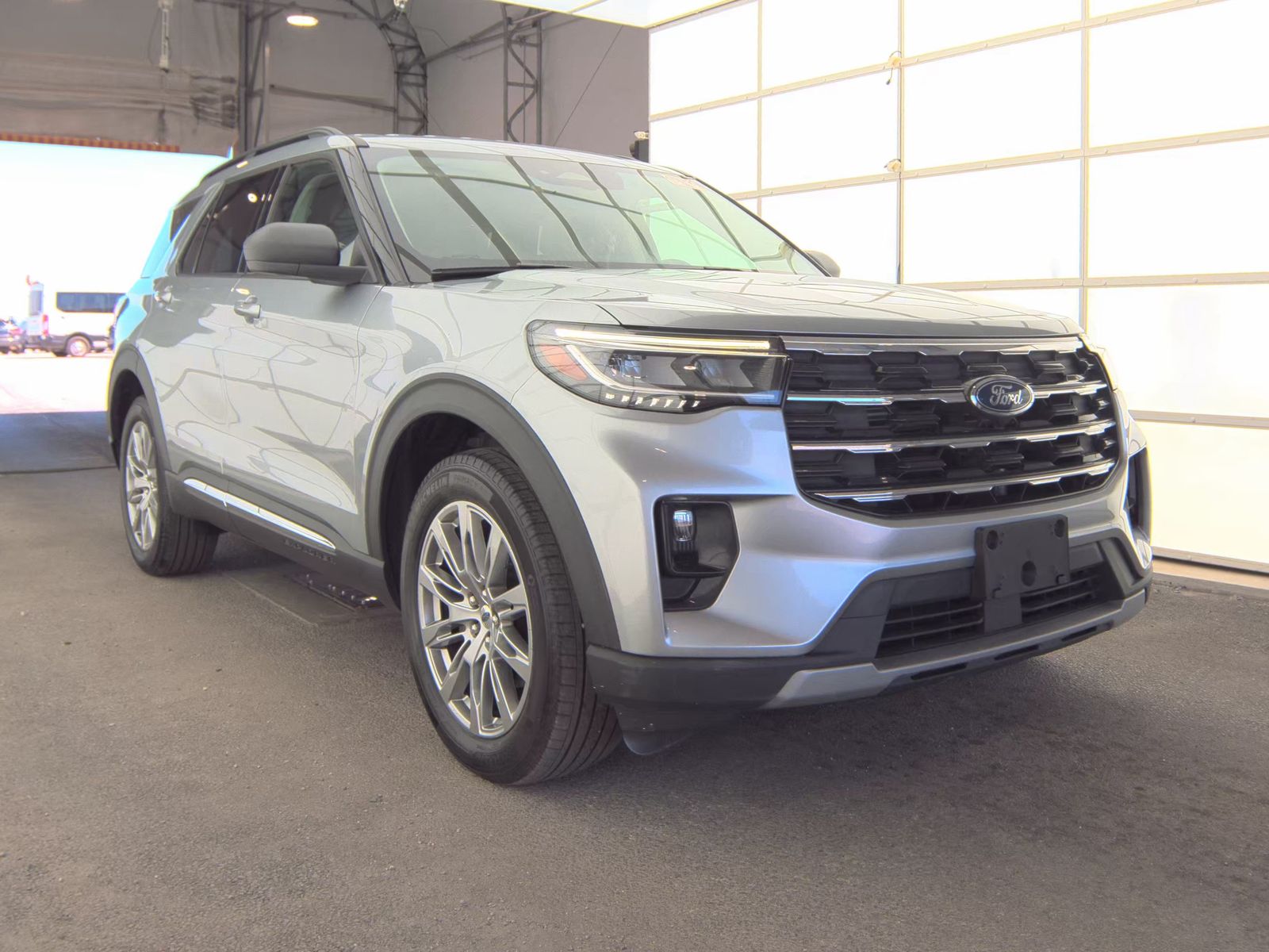 FORD EXPLORER - 5