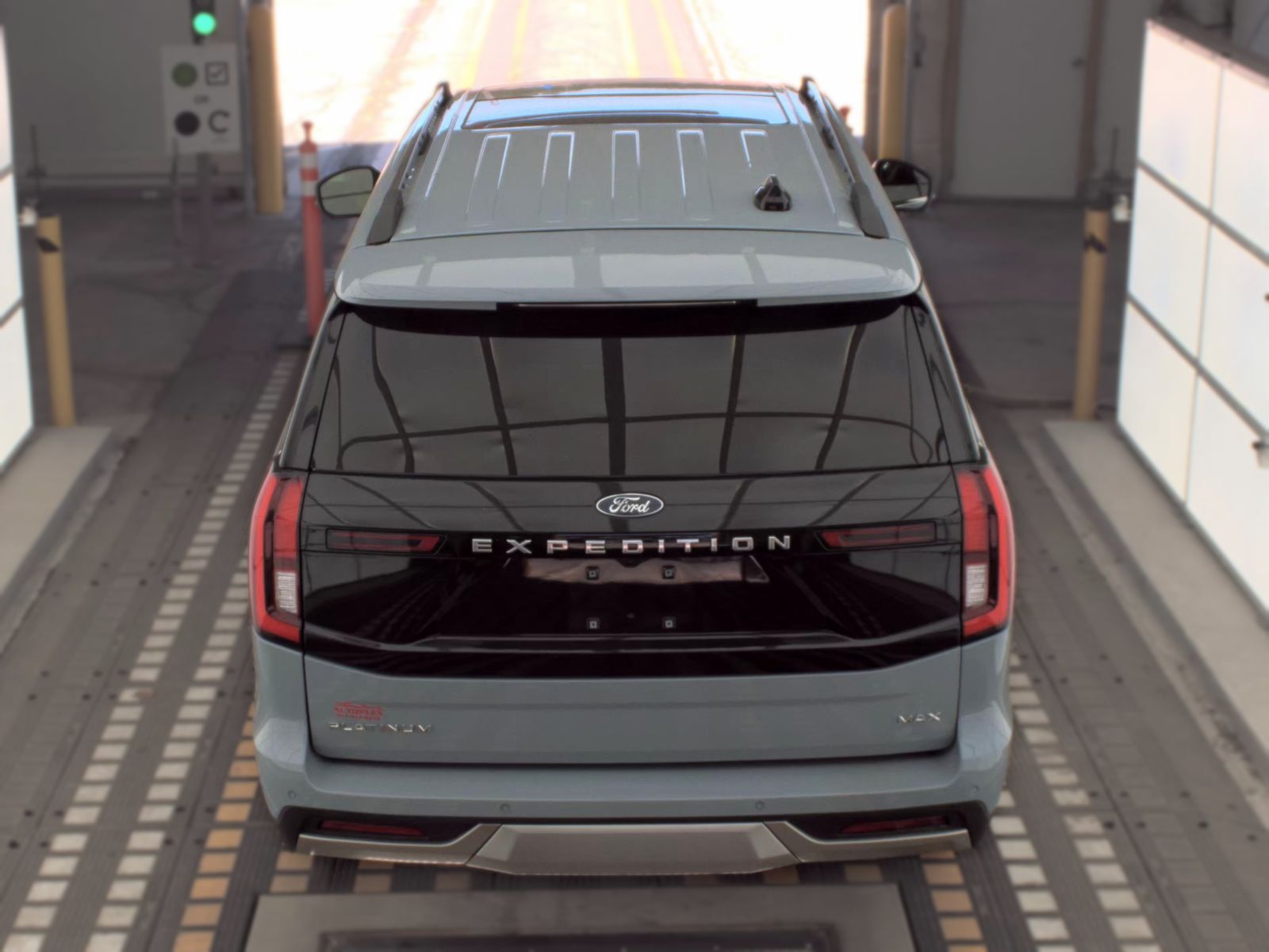 FORD EXPEDITION MAX - 7