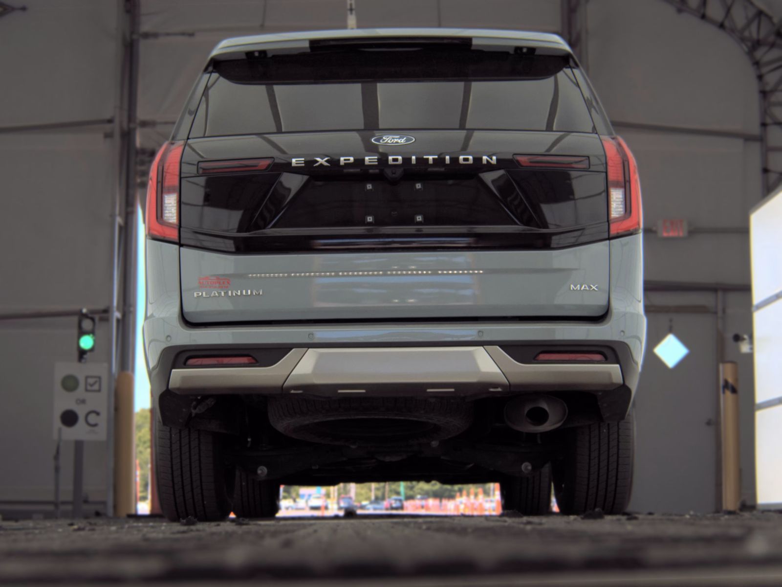 FORD EXPEDITION MAX - 8
