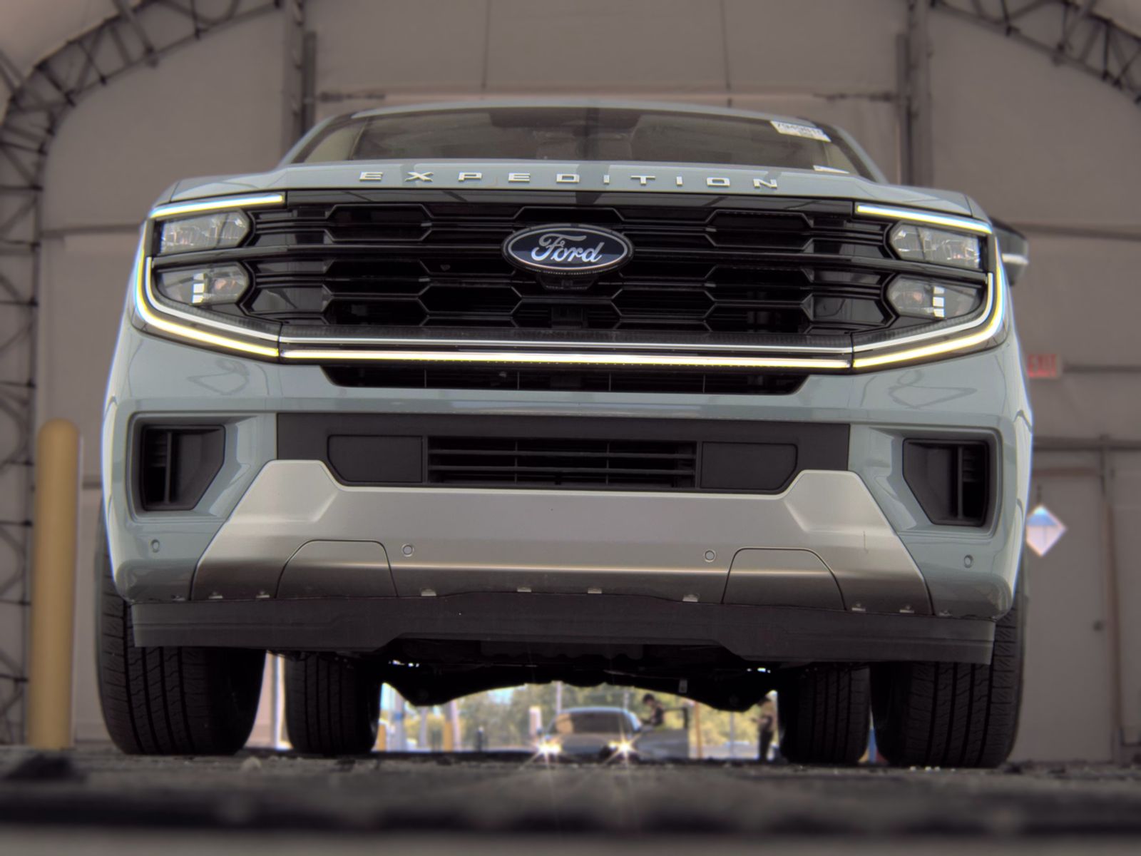 FORD EXPEDITION MAX - 4