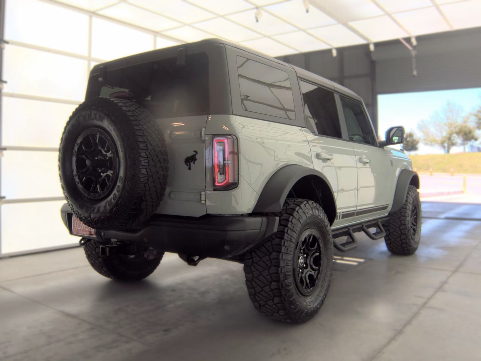 FORD BRONCO - 6