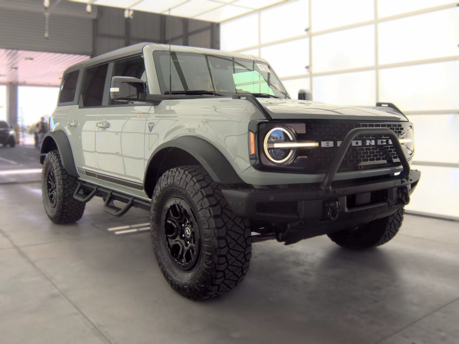 FORD BRONCO - 5
