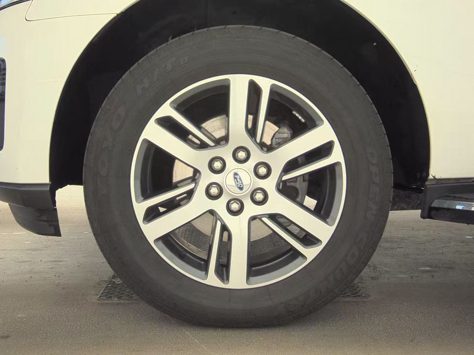 FORD EXPEDITION - 10