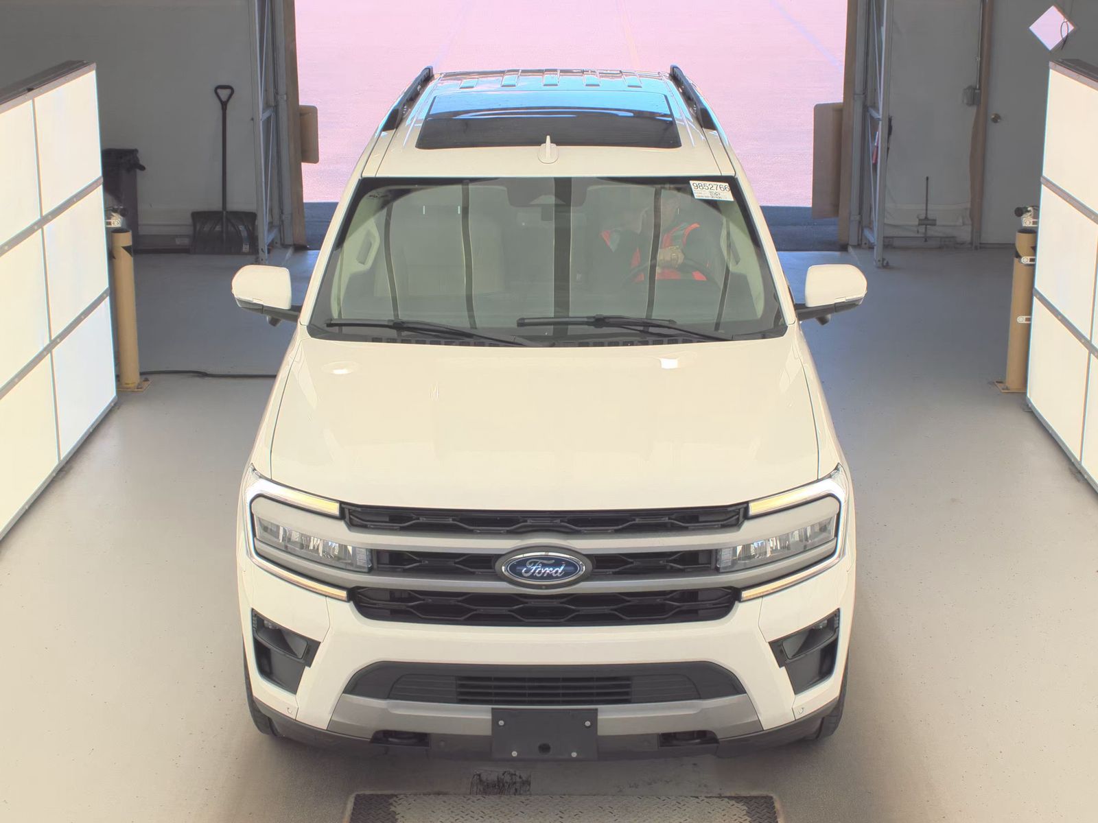 FORD EXPEDITION - 3
