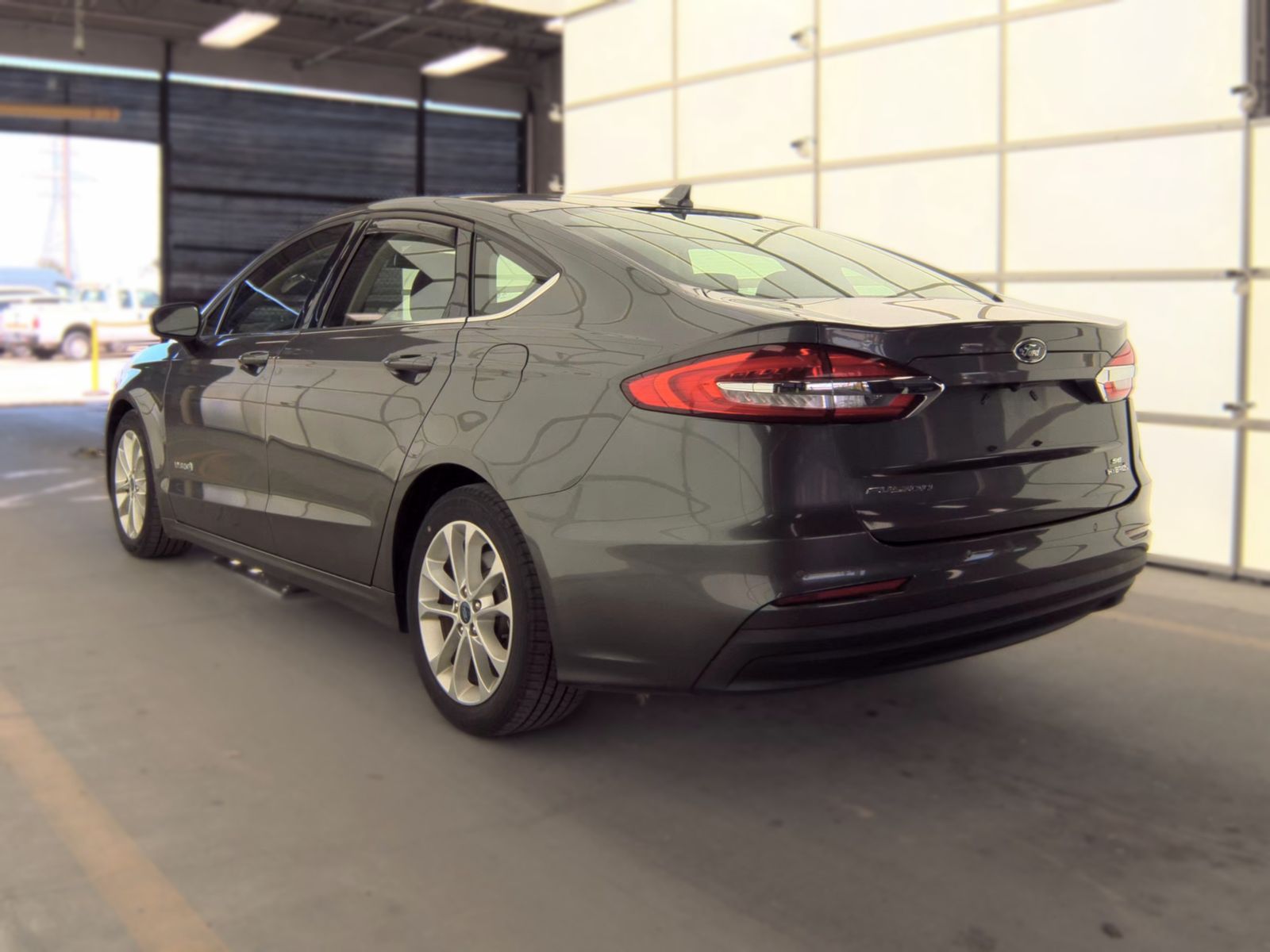 FORD FUSION - 9